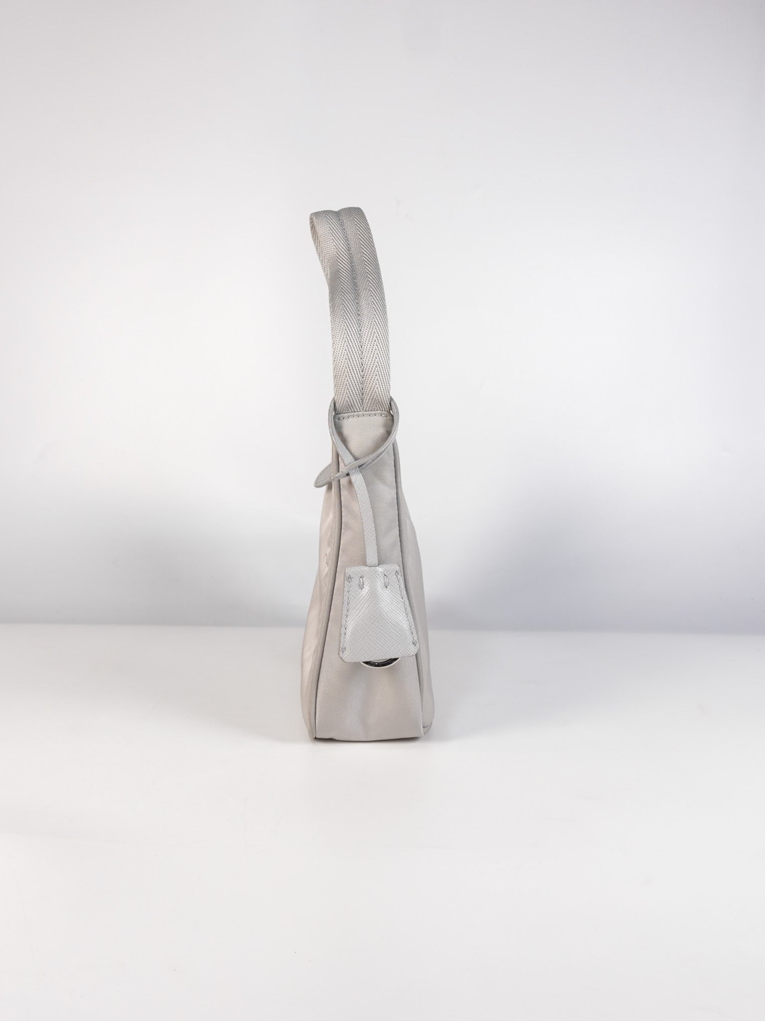 1NE515 Re-edition 2000 in Fiordaliso Tessuto Nylon | Purse Maison Luxury Bags Shop