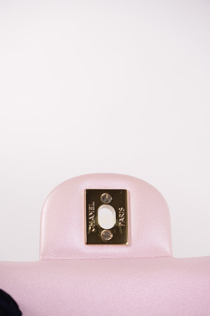 21S Classic Medium Double Flap in Rose Clair Iridescent Lambskin Leather and Light Gold Hardware Series 31 | Purse Maison Luxury Bags Shop