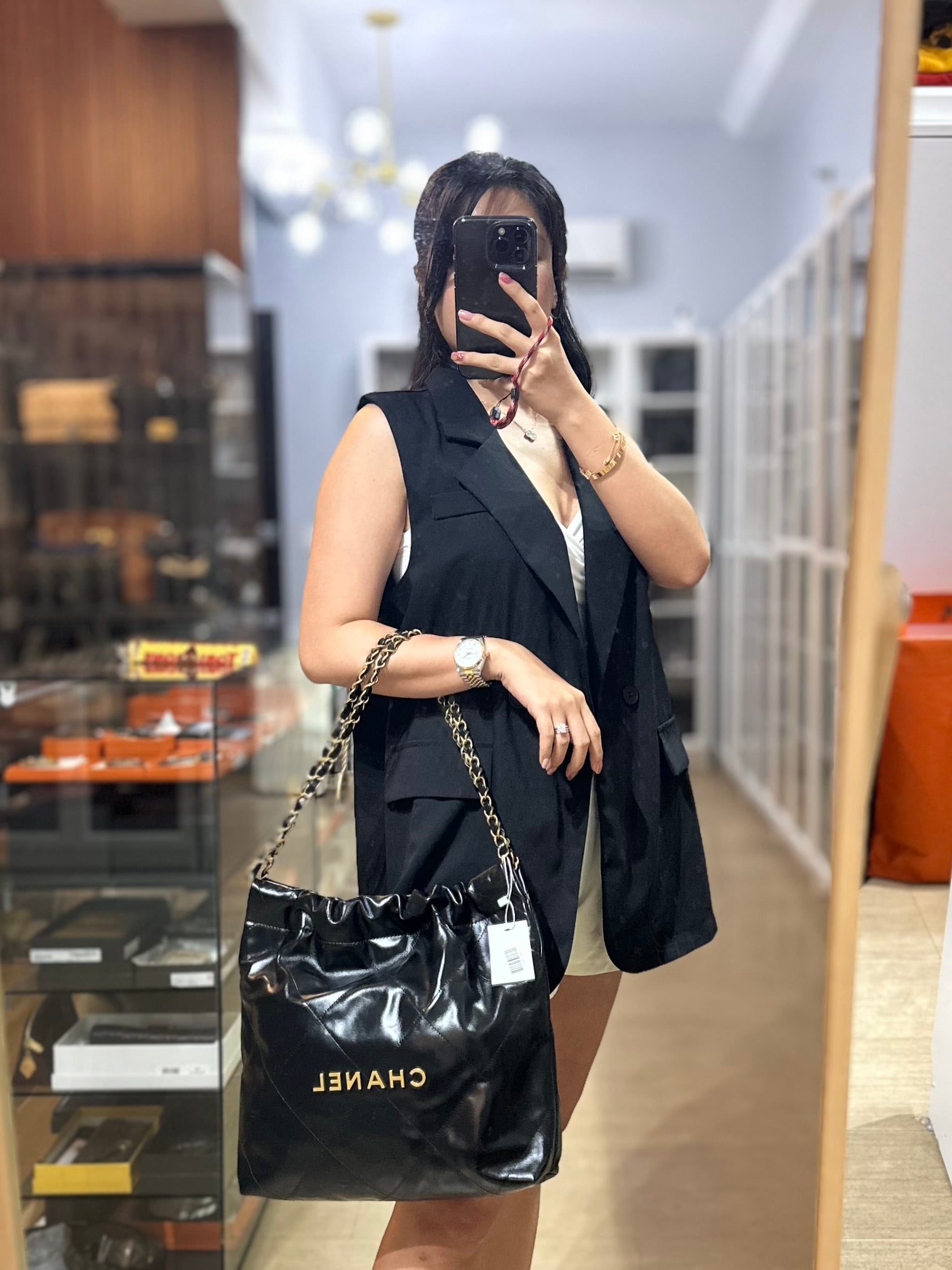 22 Small in Black Lambskin Leather and Aged Gold Hardware (Microchip) | Purse Maison Luxury Bags Shop