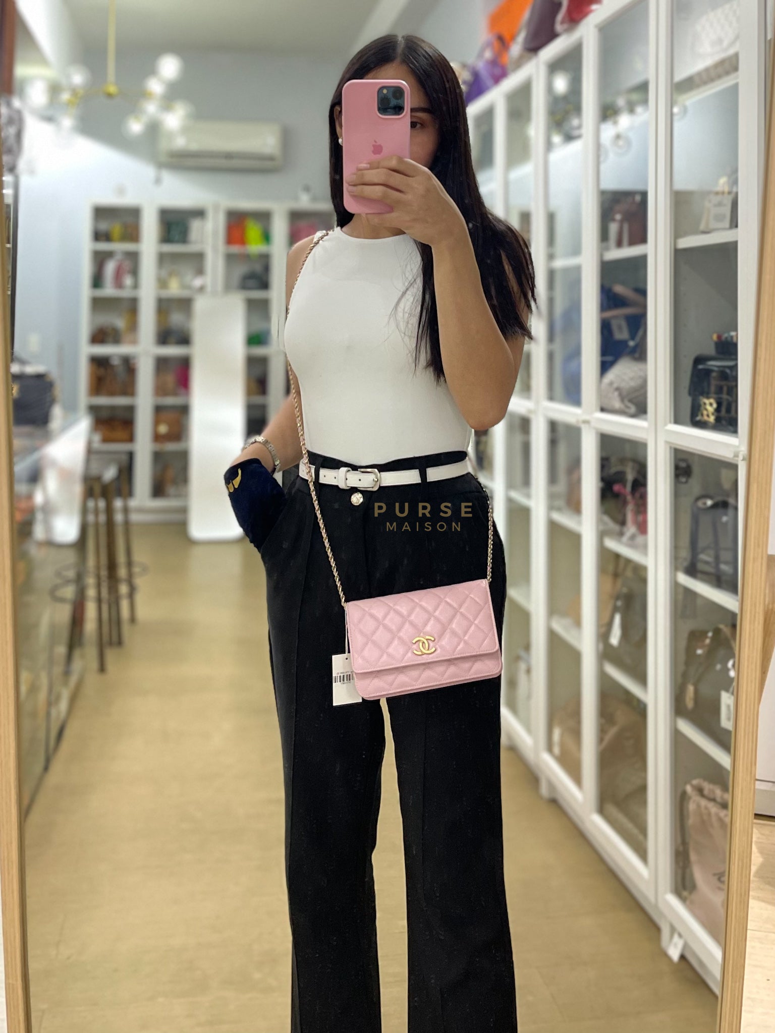 22B Golden CC Wallet on Chain in Pink Caviar Leather and Light Gold Hardware (Microchip) | Purse Maison Luxury Bags Shop