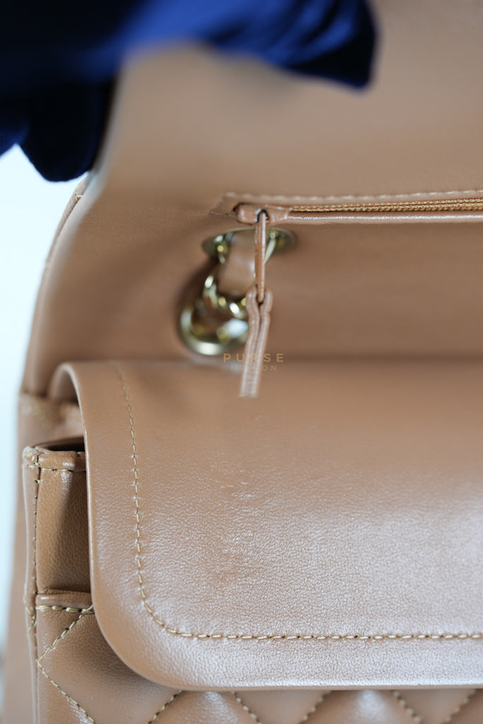 22S Classic Double Flap Medium in Caramel Lambskin Leather and Light Gold Hardware (Microchip) | Purse Maison Luxury Bags Shop