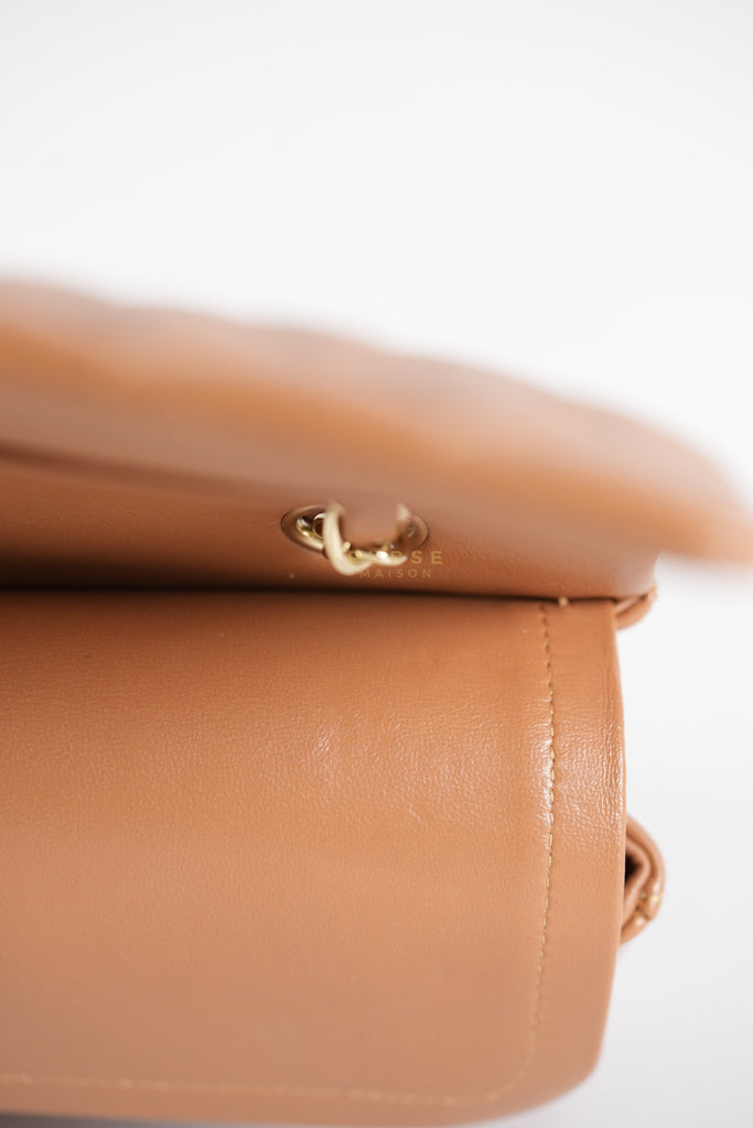 22S Classic Double Flap Medium in Caramel Lambskin Leather and Light Gold Hardware (Microchip) | Purse Maison Luxury Bags Shop
