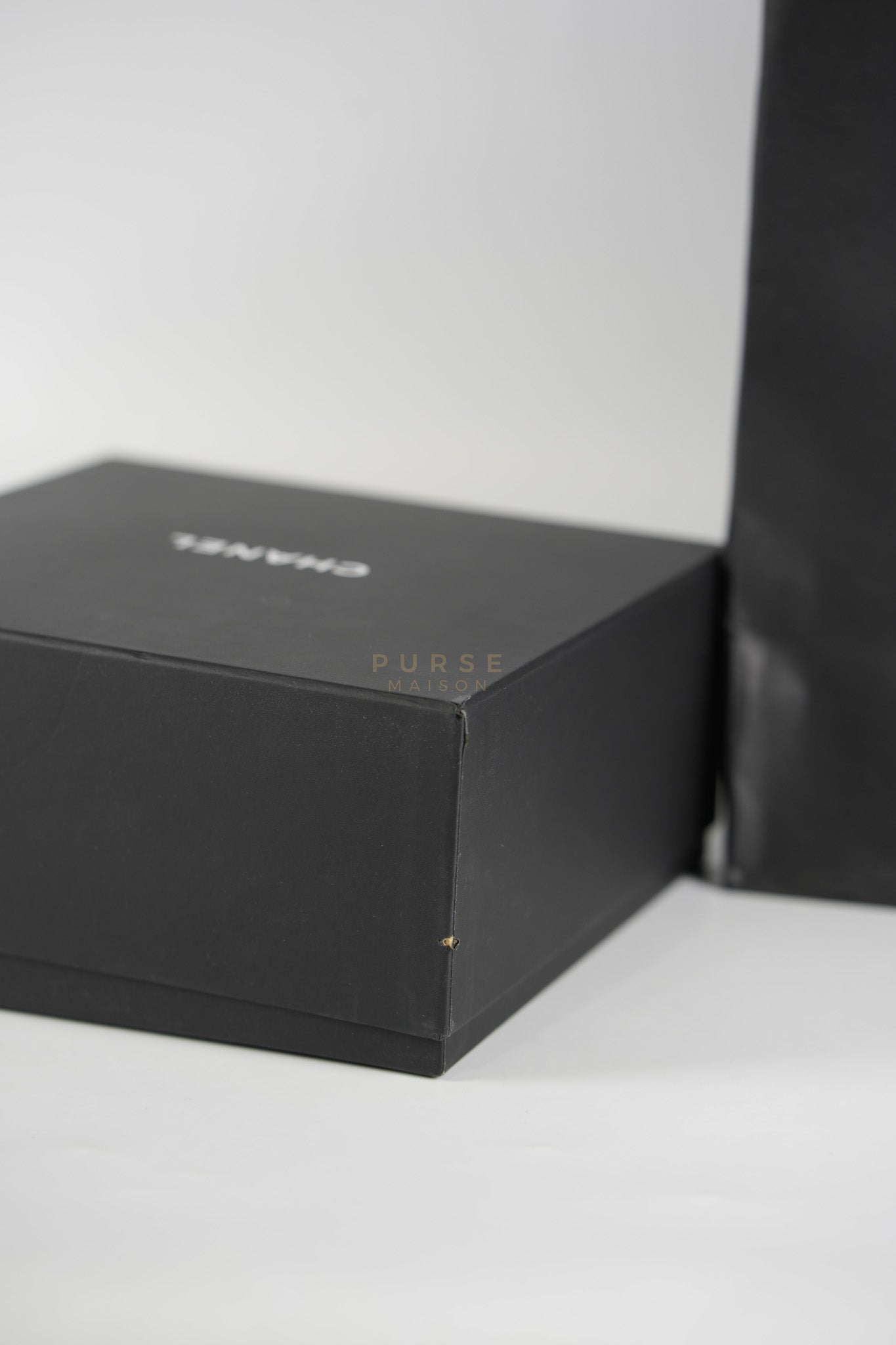 22S Heart Bag Black in Lambskin Leather and Light Gold Hardware Series 32 | Purse Maison Luxury Bags Shop