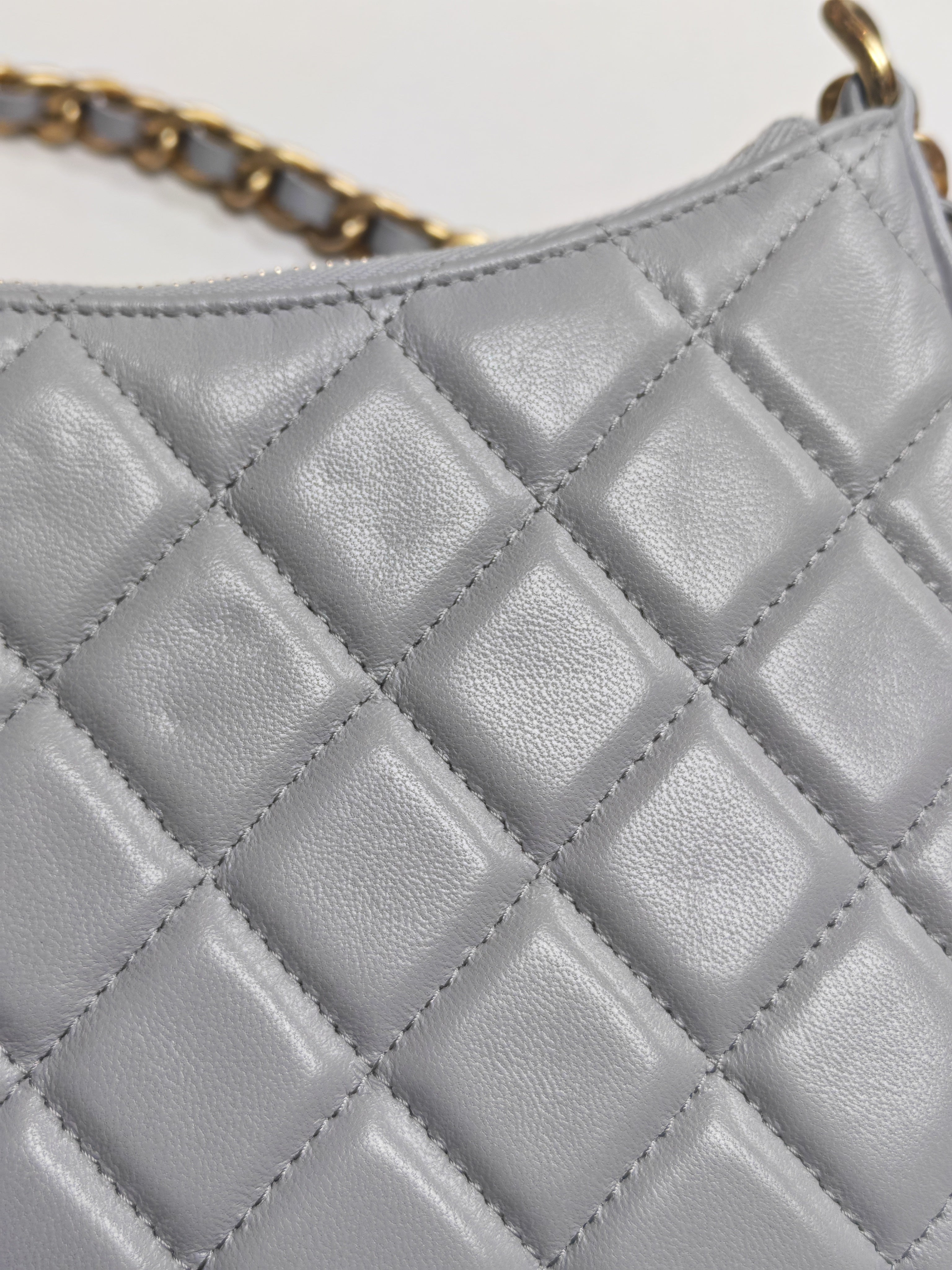 23B Hobo Bag Chain Edging in Gray Quilted Lambskin Leather and Aged Gold Hardware (Microchip) | Purse Maison Luxury Bags Shop