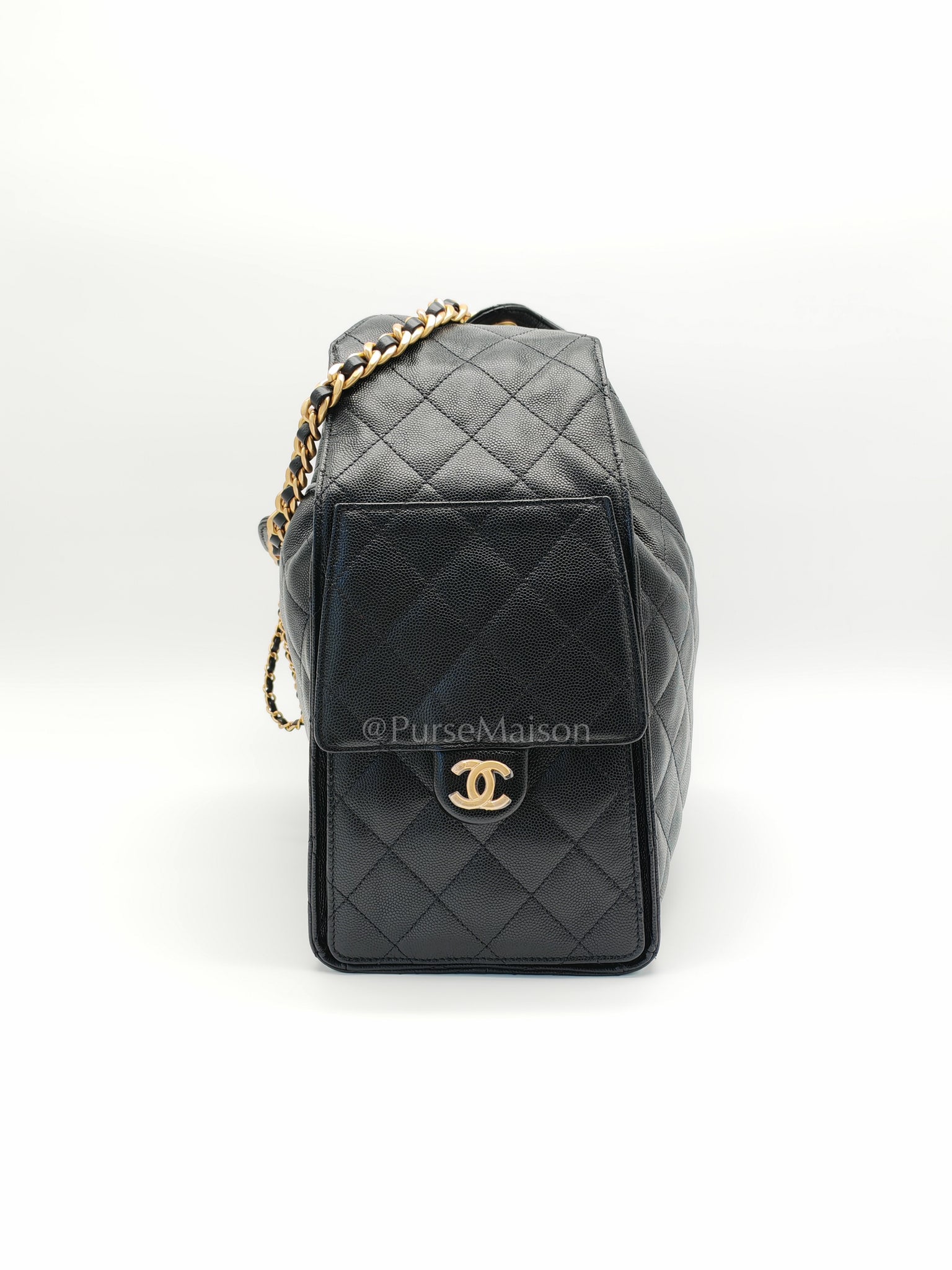 25 Medium in Black Caviar Leather and Aged Gold Hardware (Microchip) | Purse Maison Luxury Bags Shop