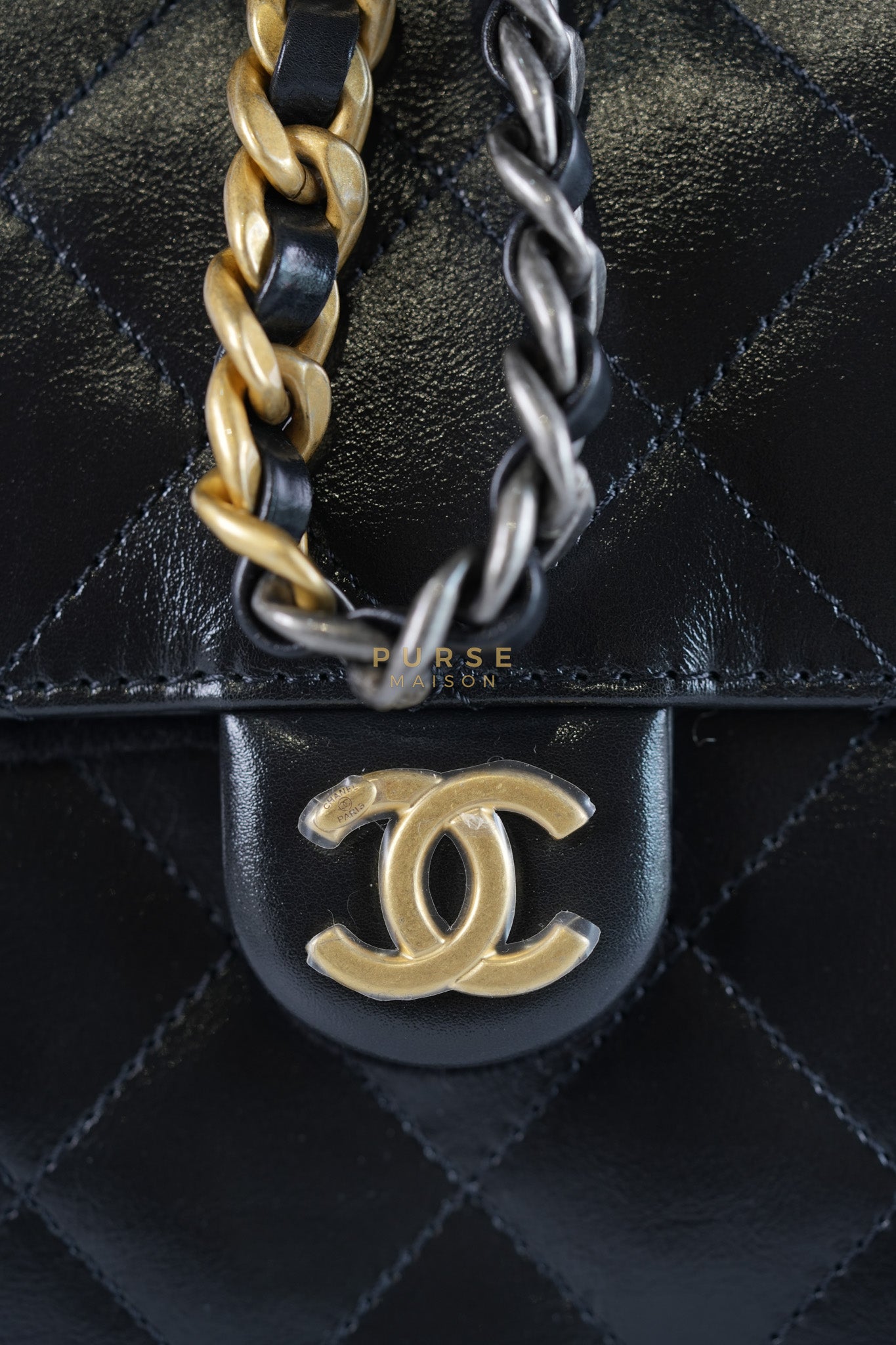 25 Small Hobo Tote Bag in Black Calfskin Leather & Mixed Hardware Microchip | Purse Maison Luxury Bags Shop