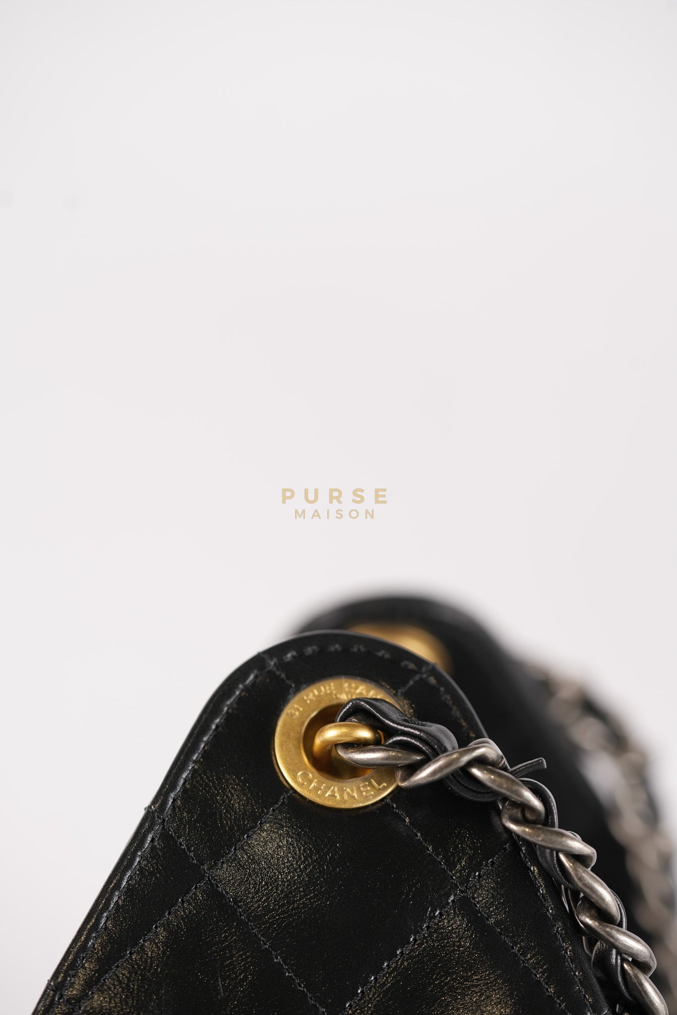 25 Small Hobo Tote Bag in Black Calfskin Leather & Mixed Hardware Microchip | Purse Maison Luxury Bags Shop