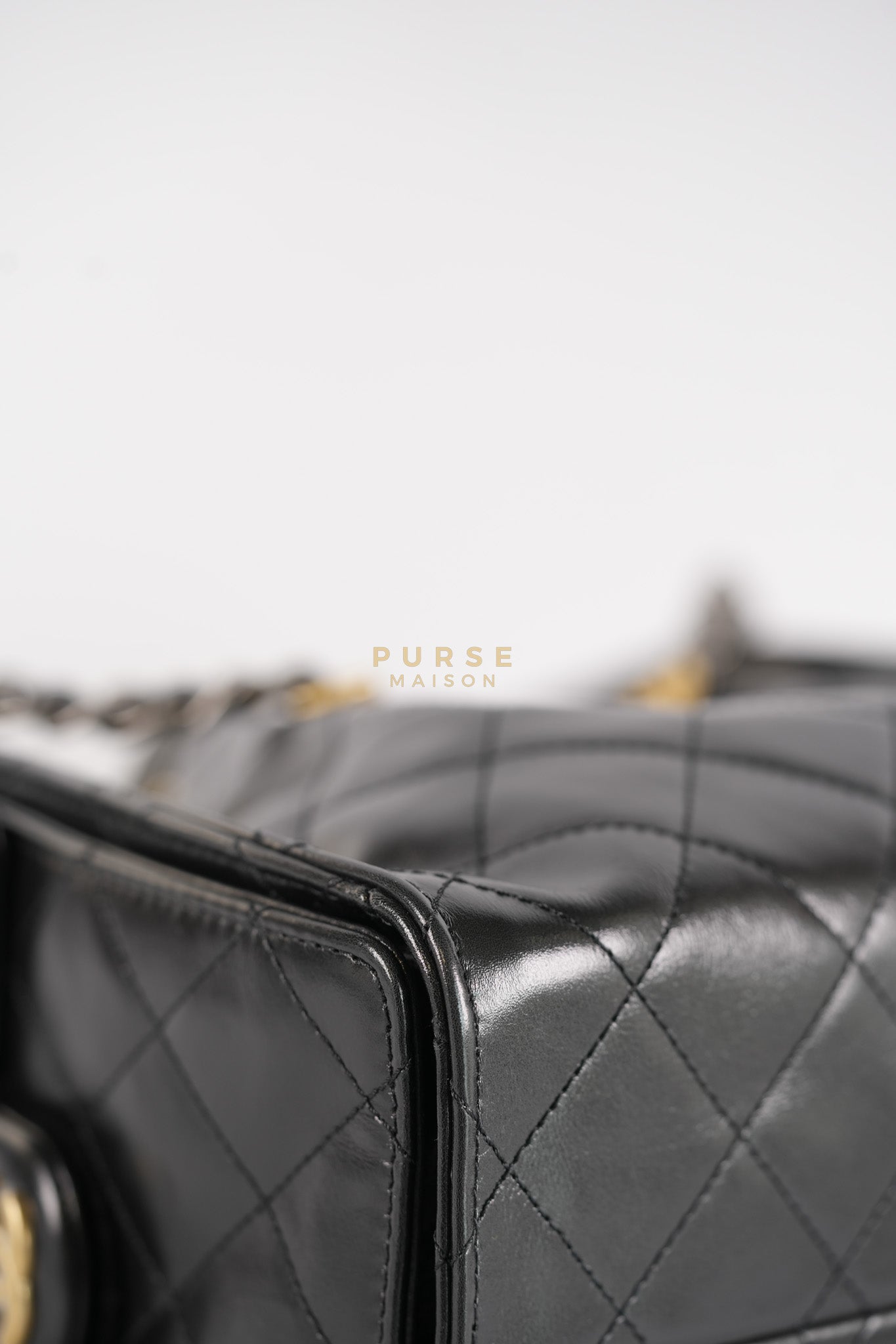 25 Small Hobo Tote Bag in Black Calfskin Leather & Mixed Hardware Microchip | Purse Maison Luxury Bags Shop