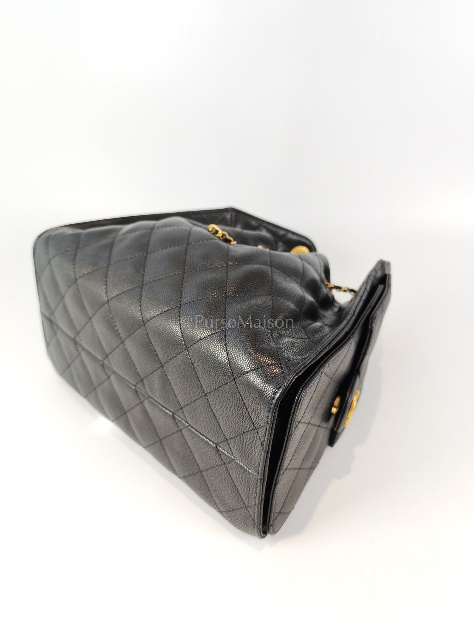 25 Small in Black Caviar Leather Aged Gold Hardware Microchip(K3****X4) | Purse Maison Luxury Bags Shop