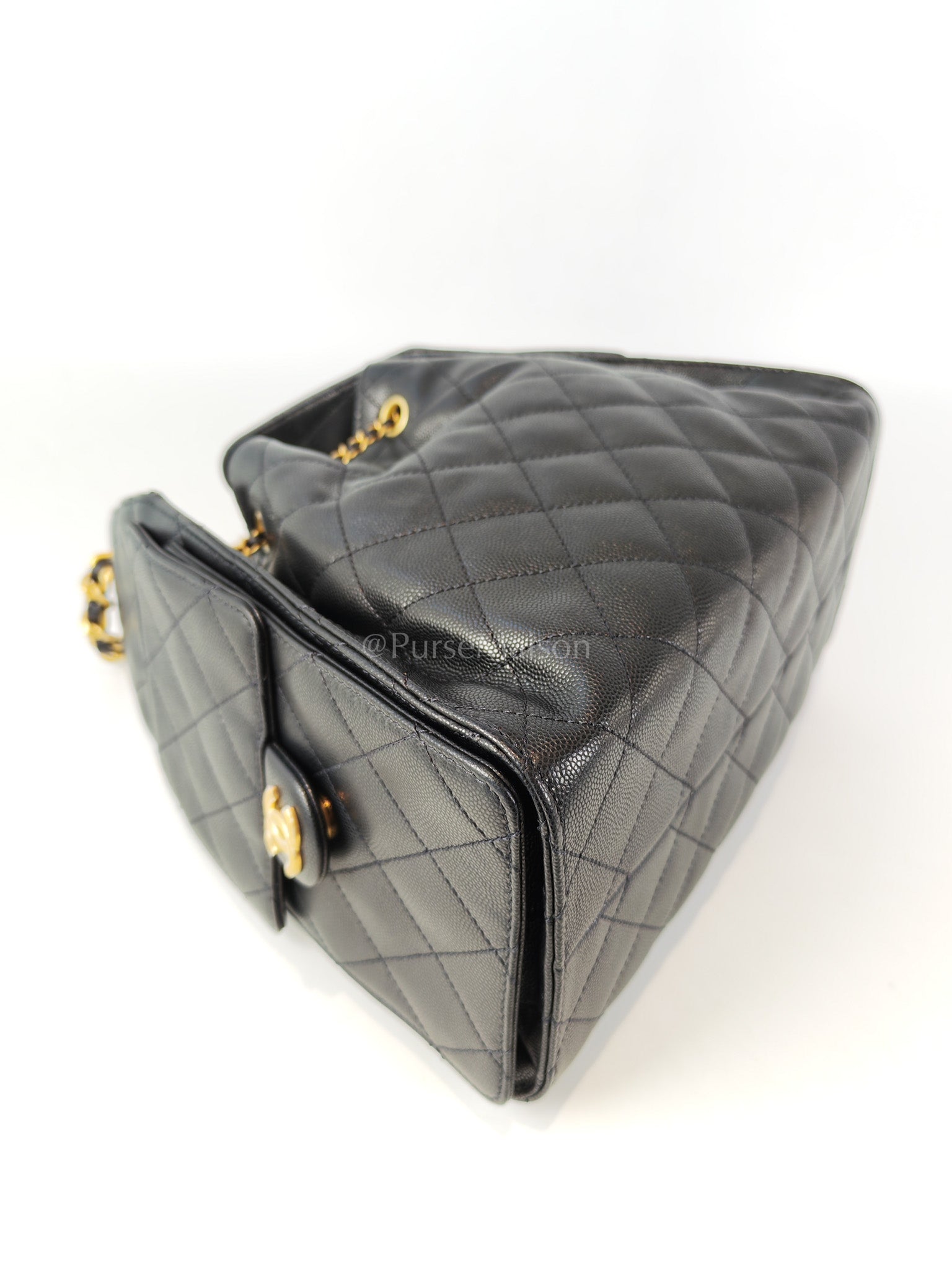 25 Small in Black Caviar Leather Aged Gold Hardware Microchip(K3****X4) | Purse Maison Luxury Bags Shop