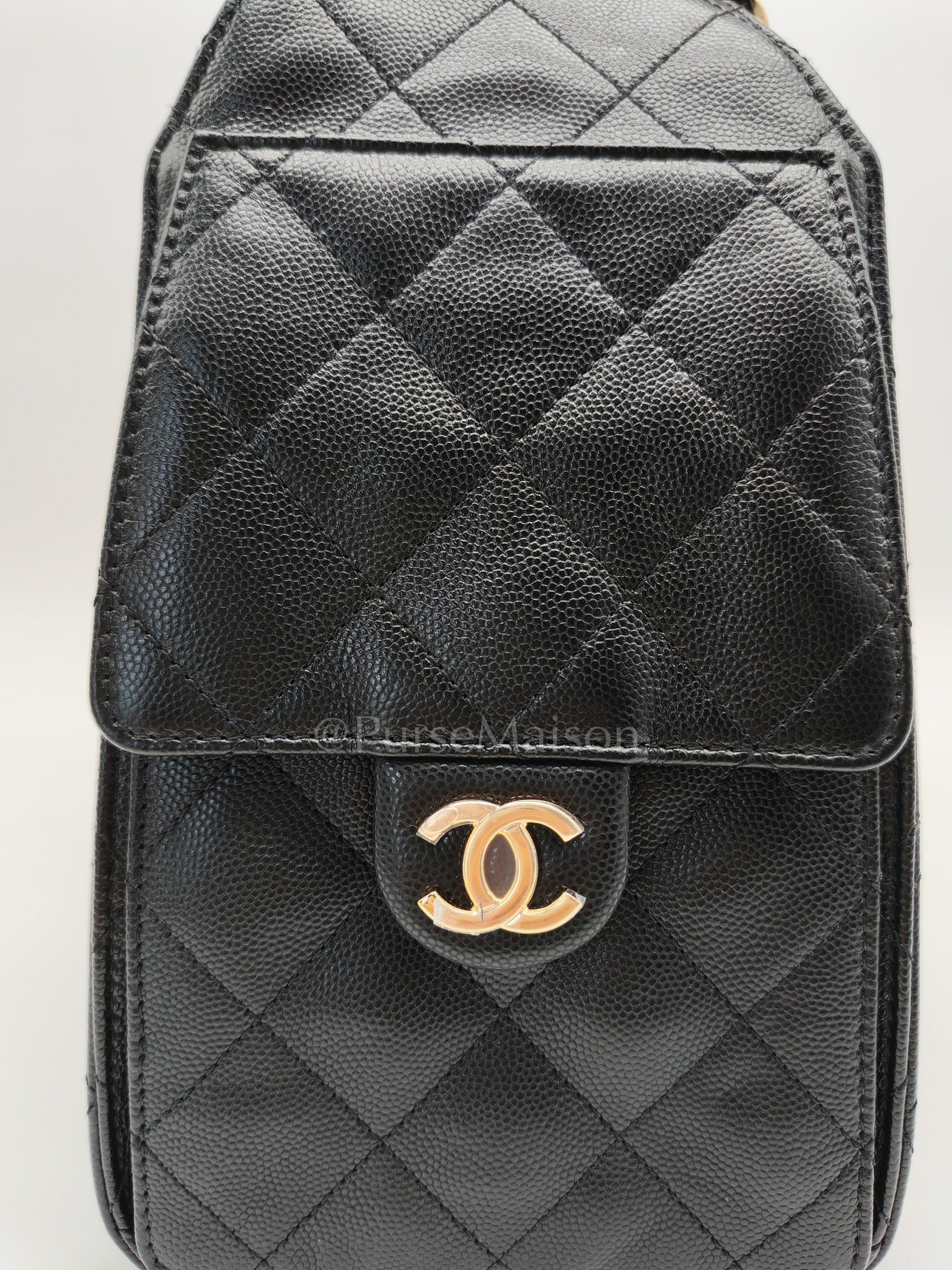 25 Small in Black Caviar Leather and Shiny Gold Hardware (Microchip) | Purse Maison Luxury Bags Shop