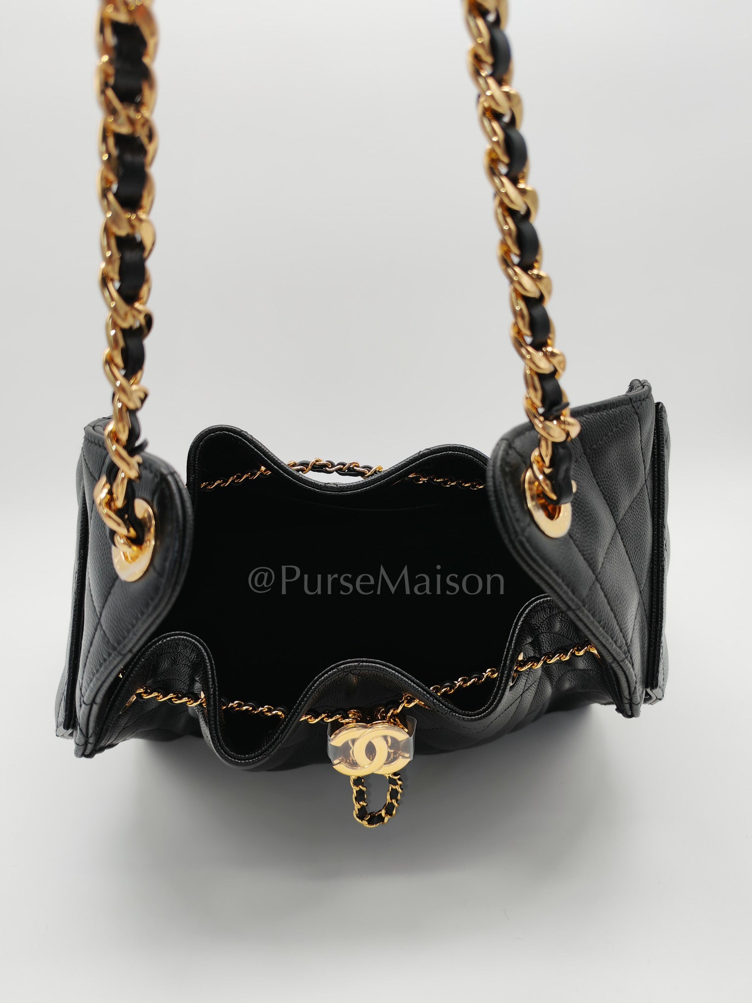 25 Small in Black Caviar Leather and Shiny Gold Hardware (Microchip) | Purse Maison Luxury Bags Shop