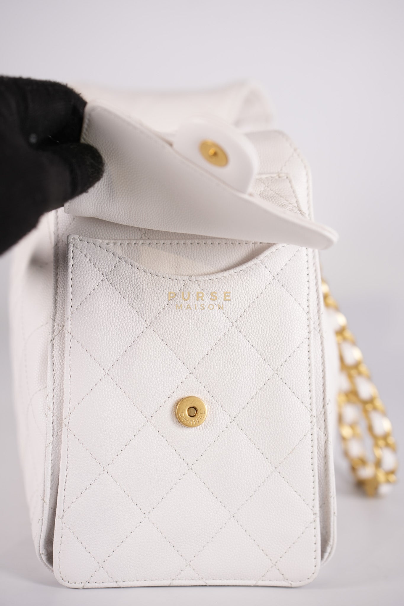 25 Small White Caviar Leather and Aged Gold Hardware (Microchip) | Purse Maison Luxury Bags Shop