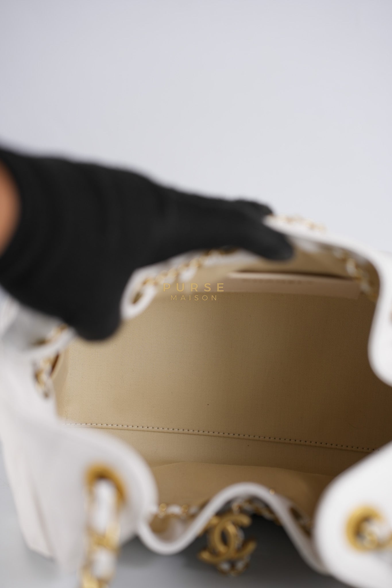 25 Small White Caviar Leather and Aged Gold Hardware (Microchip) | Purse Maison Luxury Bags Shop