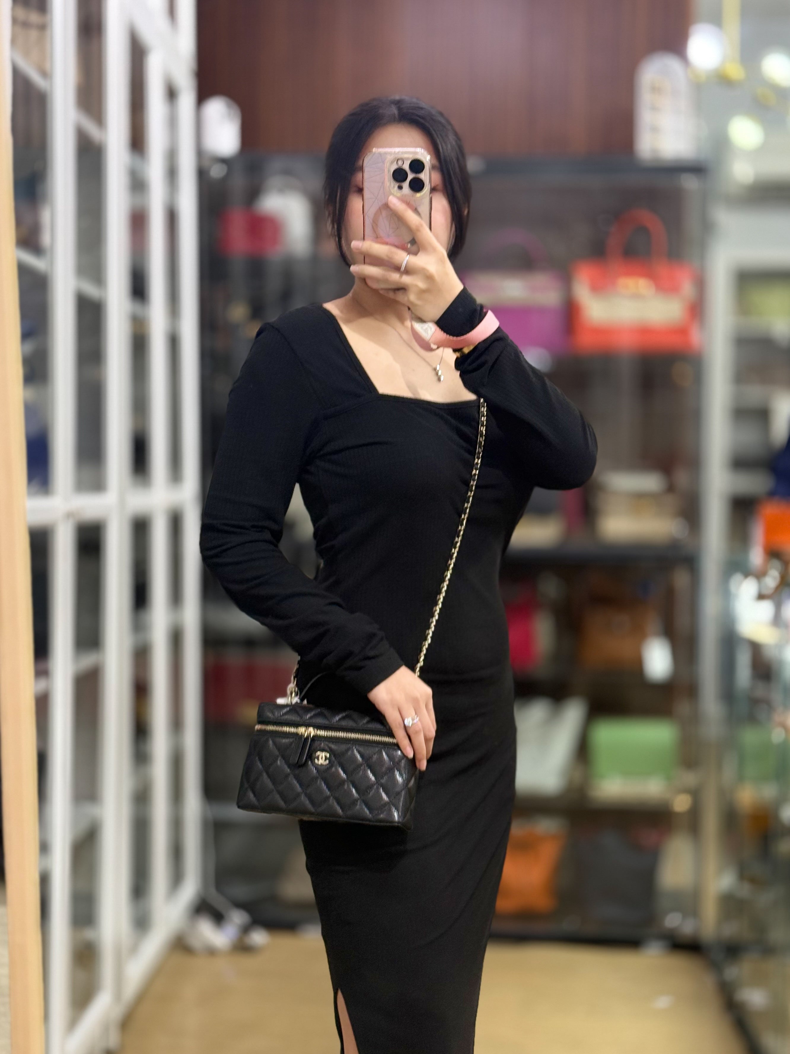 25C Long Vanity Quilted Caviar Leather with Chain Strap (Microchip) | Purse Maison Luxury Bags Shop