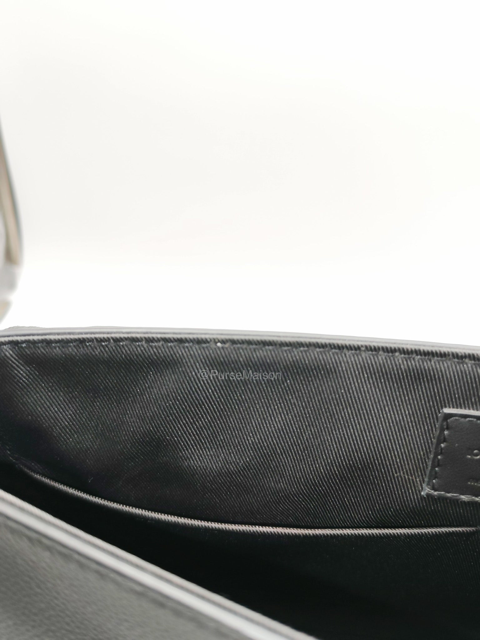 Louis Vuitton Aerogram Takeoff Messenger Bag in Black Grained Leather (Microchip)