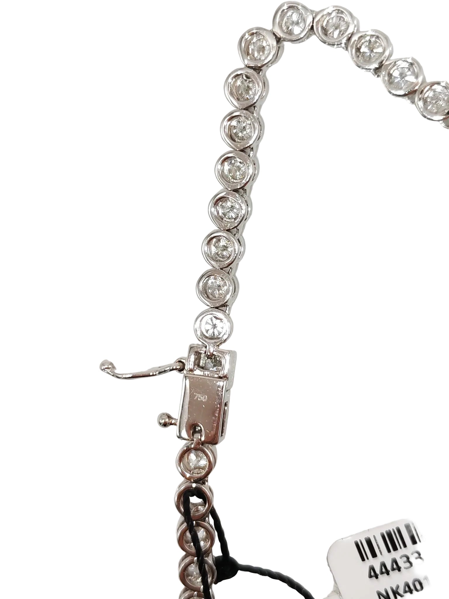 18k 28.1gms 10.226cts Natural Diamond White Gold Tennis Necklace (18 inches)