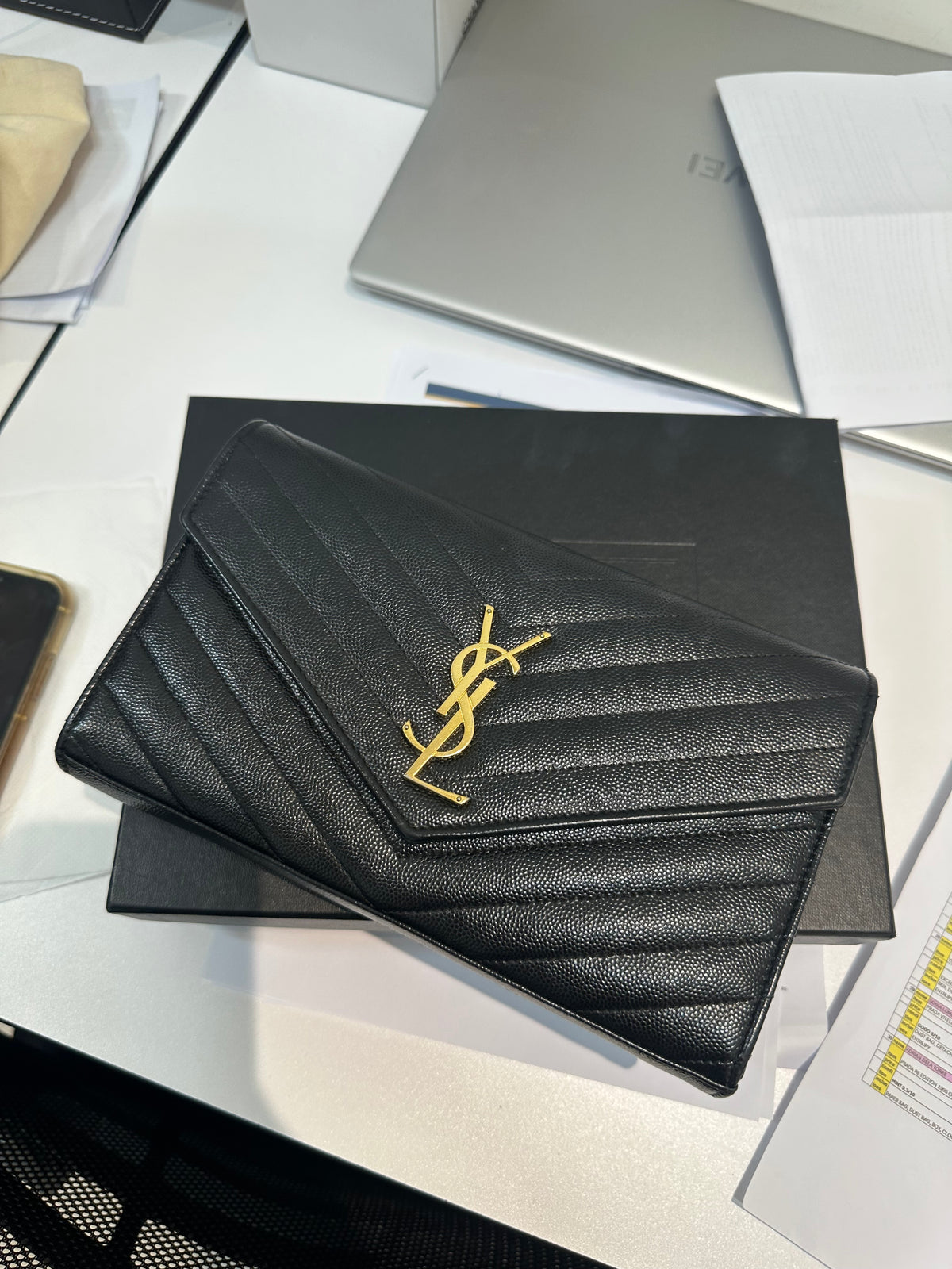 Ysl cassandre envelope wallet on chain in black ghw