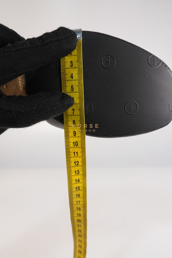 4G Logo Slide Sandals in Black Plague Leather Size 38.5 Eu (24 cm) | Purse Maison Luxury Bags Shop