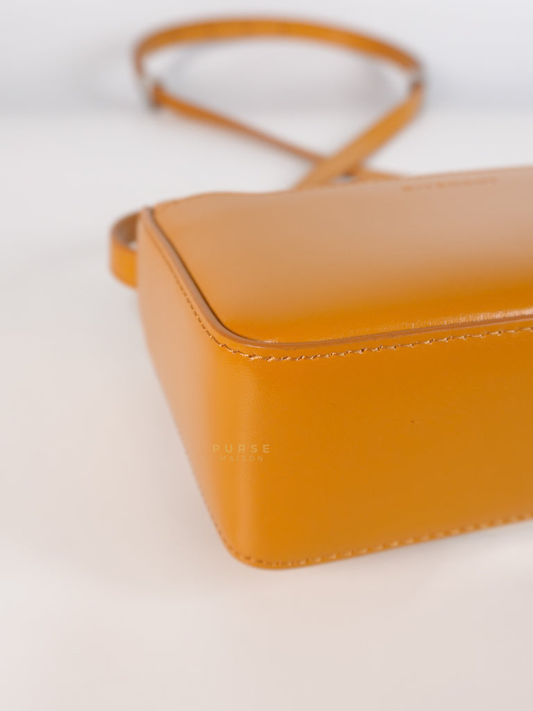 4G Small Caramel in Smooth Leather Crossbody Bag | Purse Maison Luxury Bags Shop