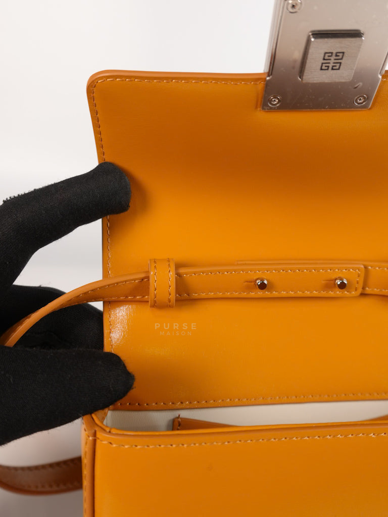 4G Small Caramel in Smooth Leather Crossbody Bag | Purse Maison Luxury Bags Shop