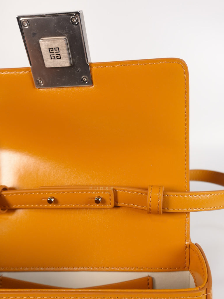 4G Small Caramel in Smooth Leather Crossbody Bag | Purse Maison Luxury Bags Shop