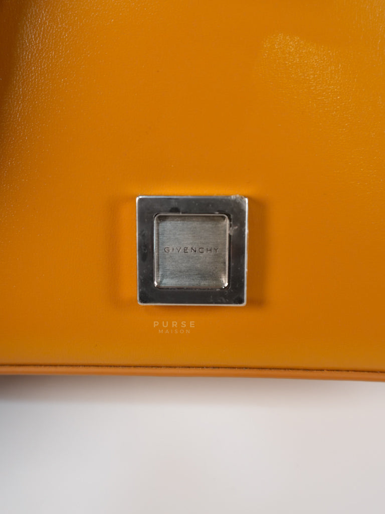 4G Small Caramel in Smooth Leather Crossbody Bag | Purse Maison Luxury Bags Shop