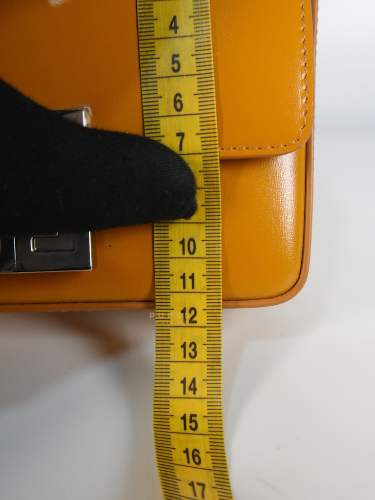 4G Small Caramel in Smooth Leather Crossbody Bag | Purse Maison Luxury Bags Shop