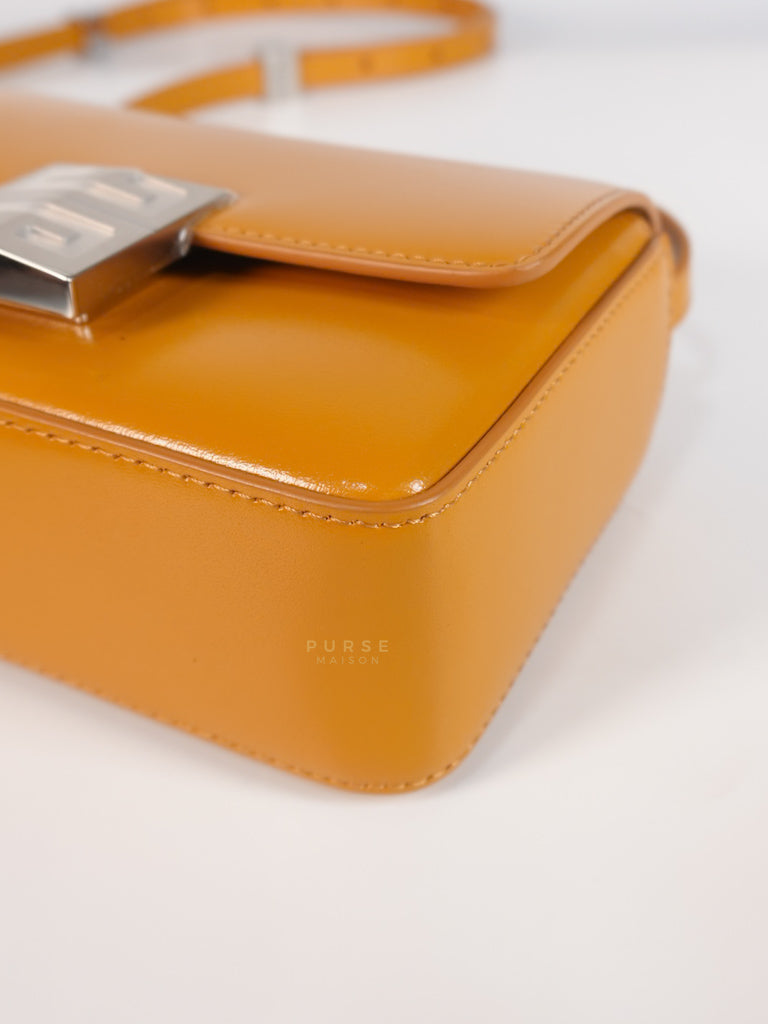 4G Small Caramel in Smooth Leather Crossbody Bag | Purse Maison Luxury Bags Shop