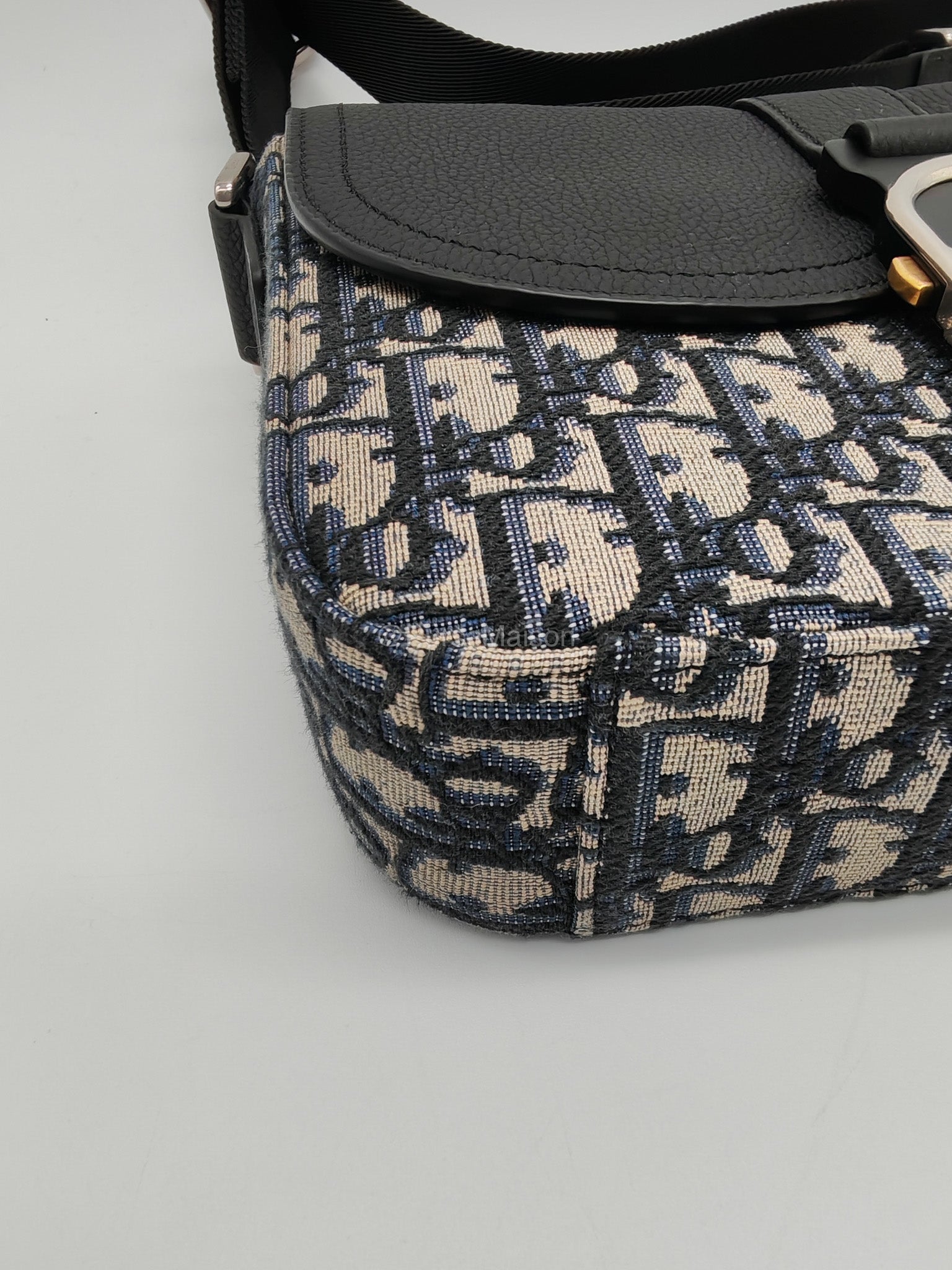 Christian Dior Saddle Heritage Messenger Bag in Oblique Jacquard Canvas and Grained Calfskin Leather