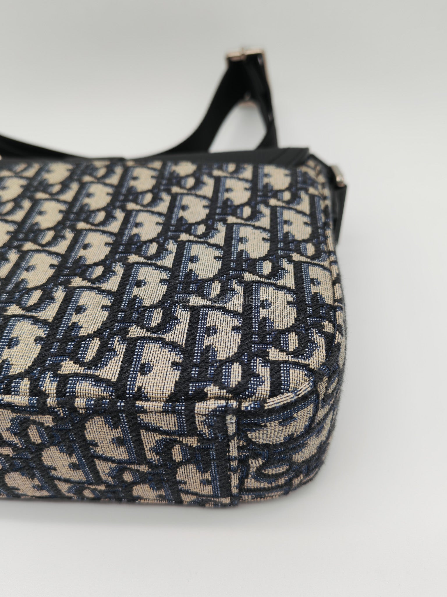 Christian Dior Saddle Heritage Messenger Bag in Oblique Jacquard Canvas and Grained Calfskin Leather