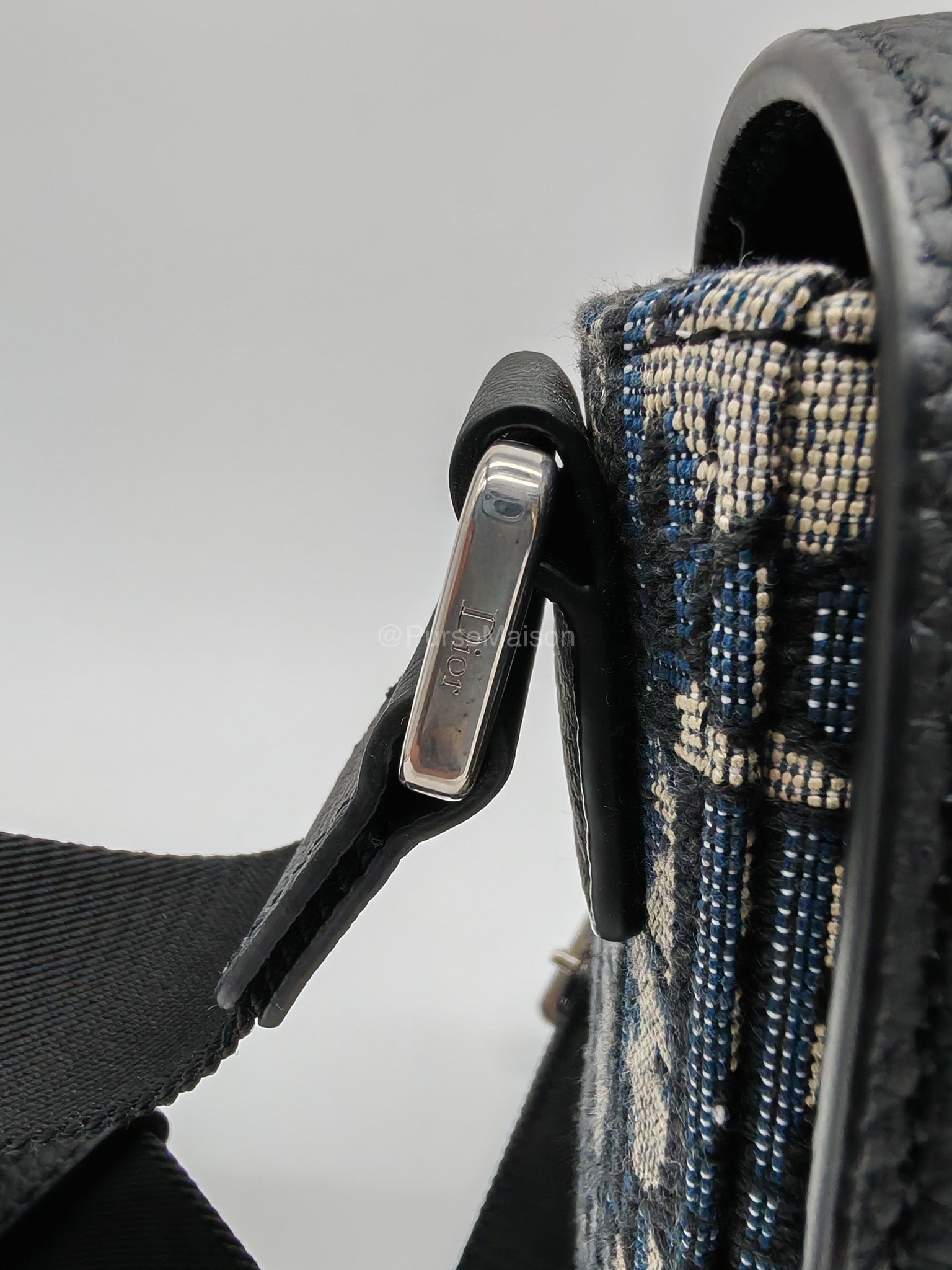 Christian Dior Saddle Heritage Messenger Bag in Oblique Jacquard Canvas and Grained Calfskin Leather