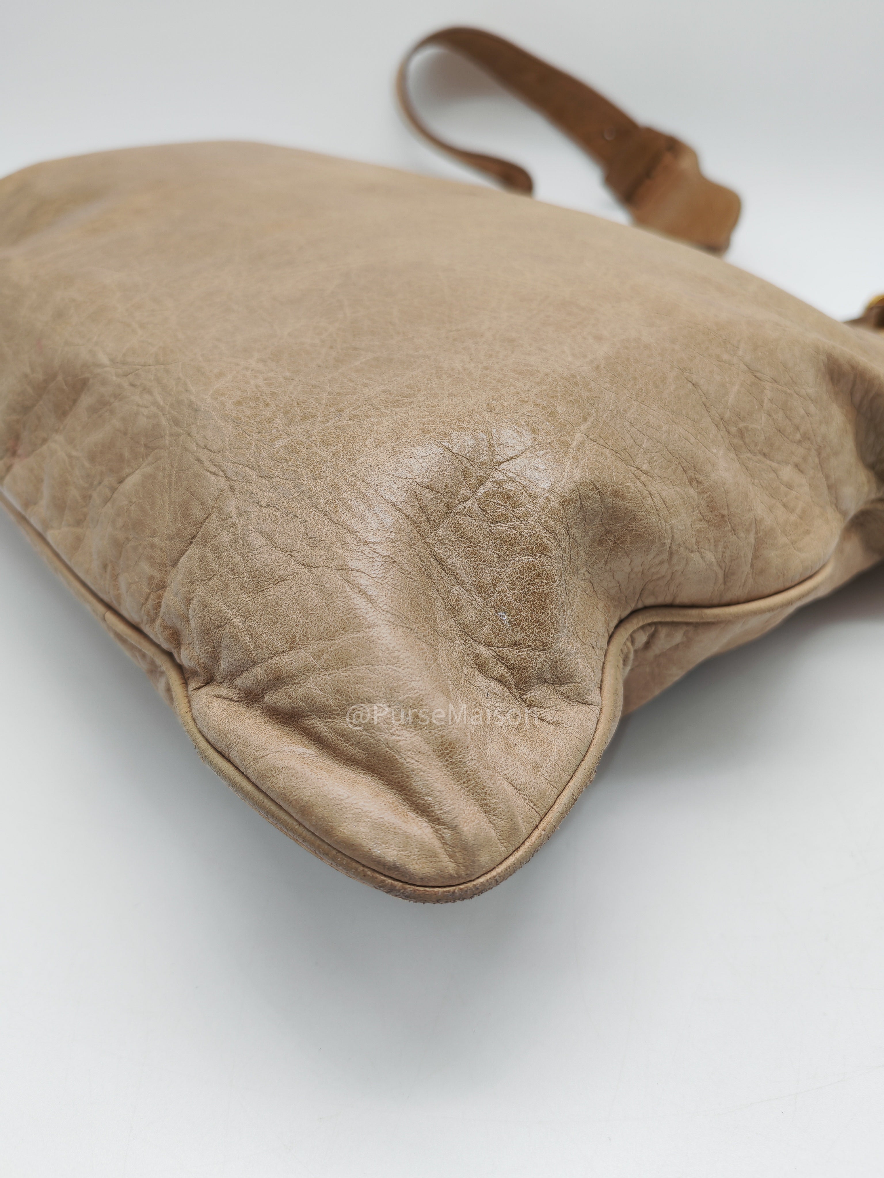 Balenciaga Giant 21 Part Time Bag in Beige Distressed Lambskin Leather Gold Hardware
