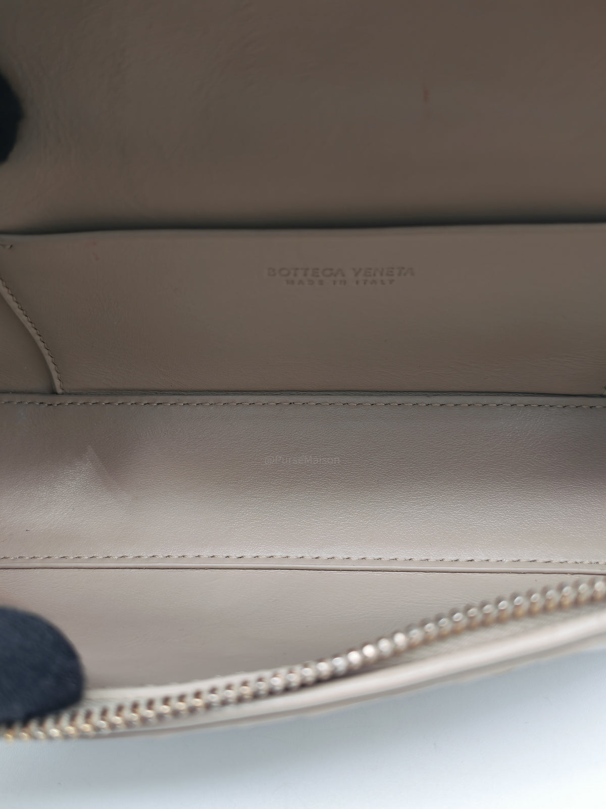 Bottega Veneta Bang Bang Vanity Case Bag in Beige Woven Intrecciato Calfskin Leather and Gold Hardware