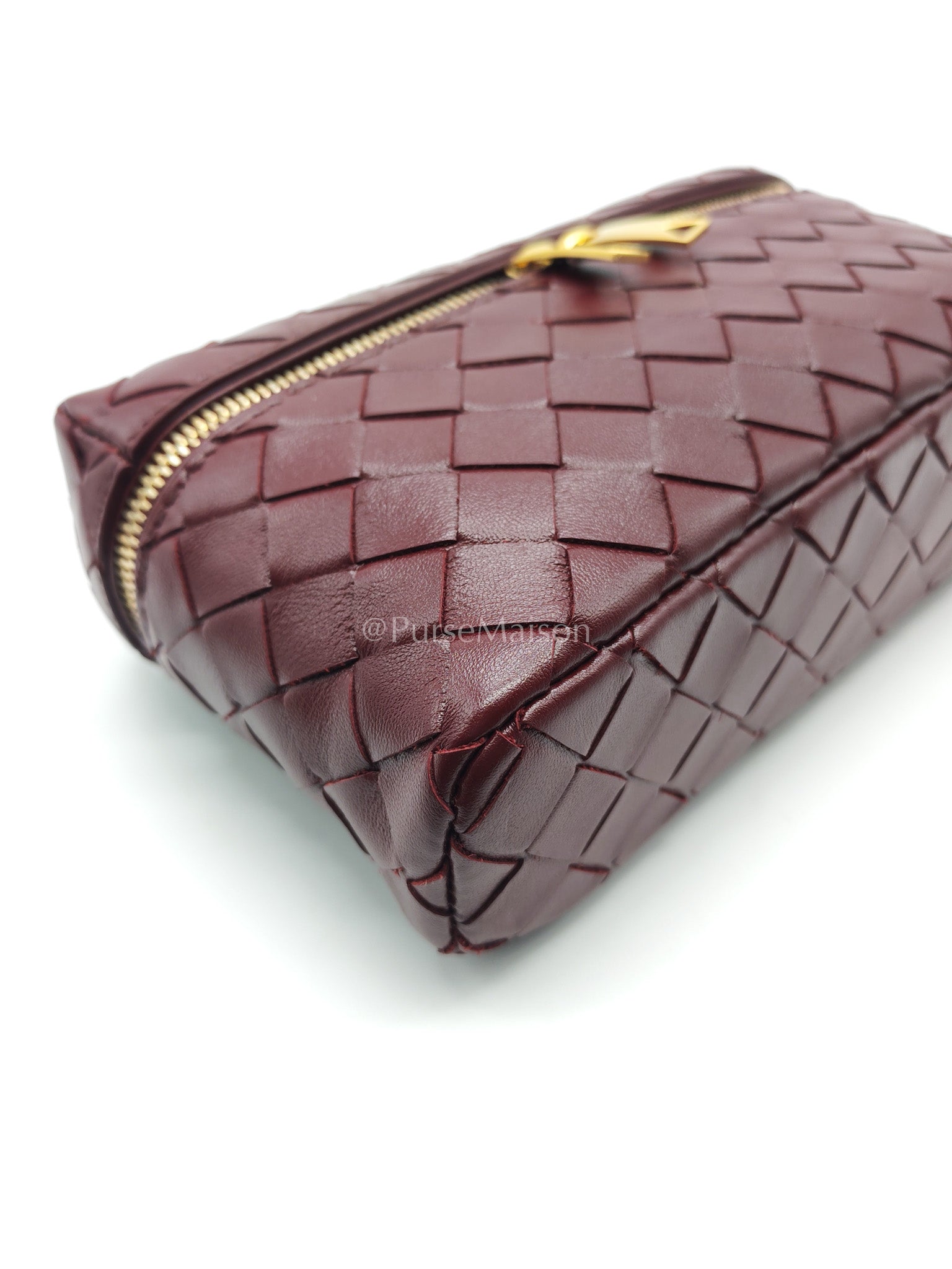 Bottega Veneta Bang Bang Interciato Leather Vanity Case in Burgundy