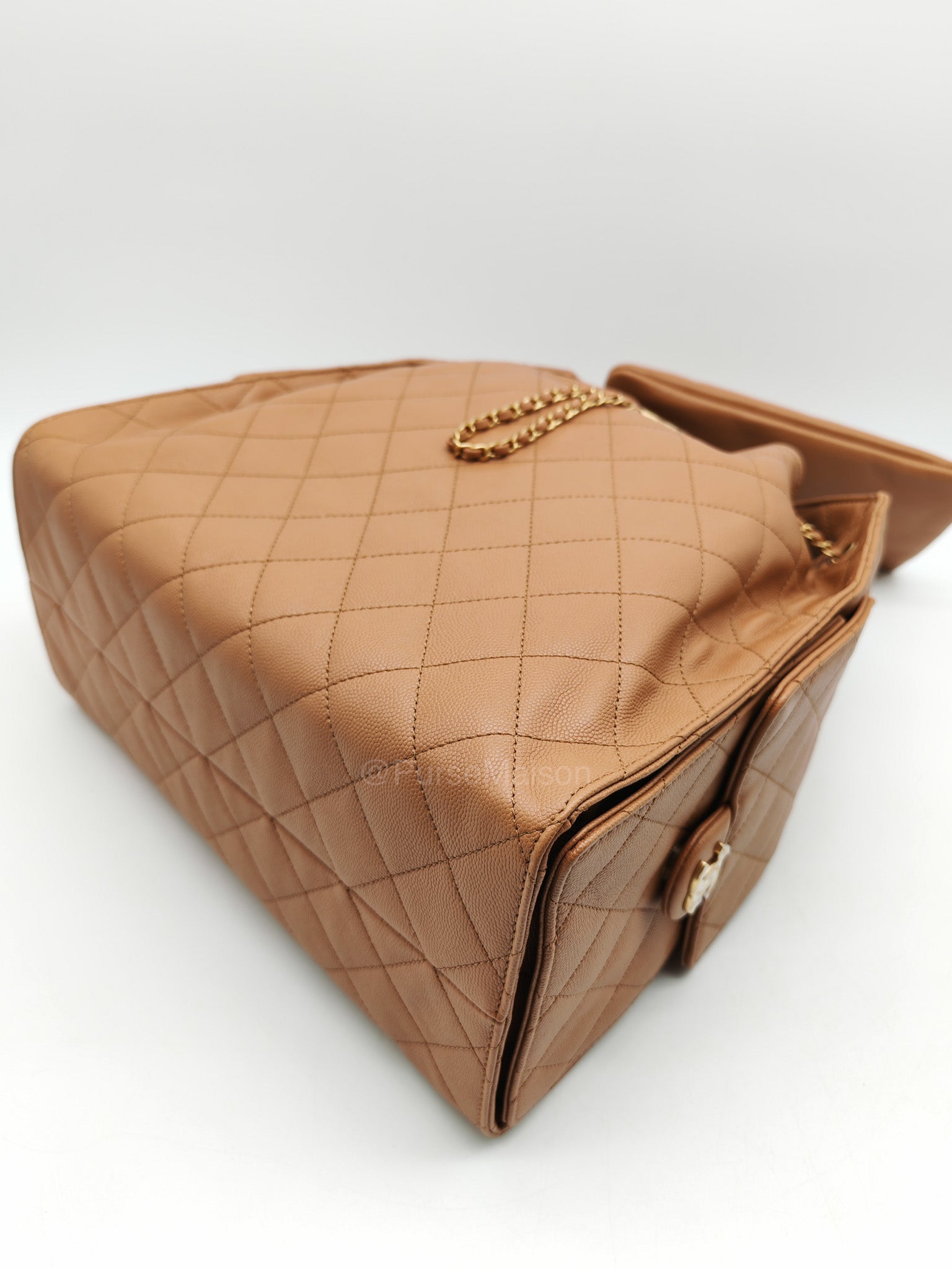 Chanel 25 Medium in Caramel Caviar Leather Aged Gold Hardware (Microchip)