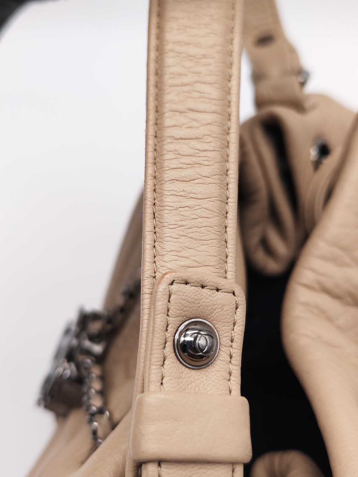 Chanel Chevron Drawstring Bucket Bag in Beige Calfskin Leather and Silver Hardware Series 23