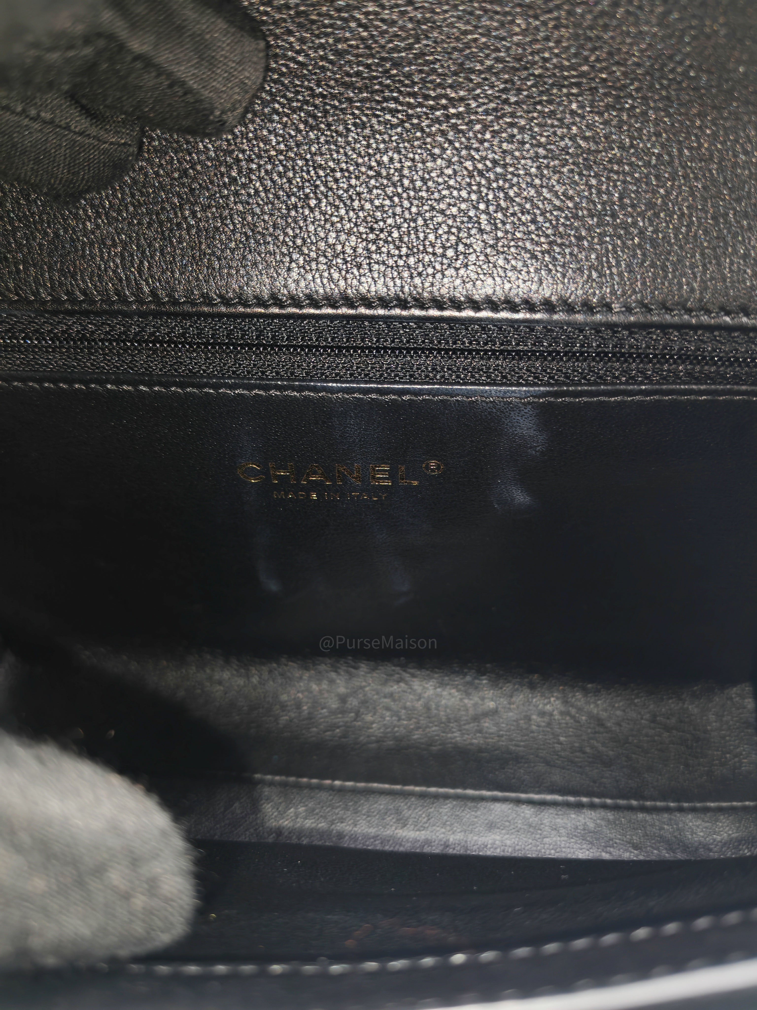 Chanel Envelope Flap Bag in White Chevron Calfskin Leather and Gold Hardware Series 27