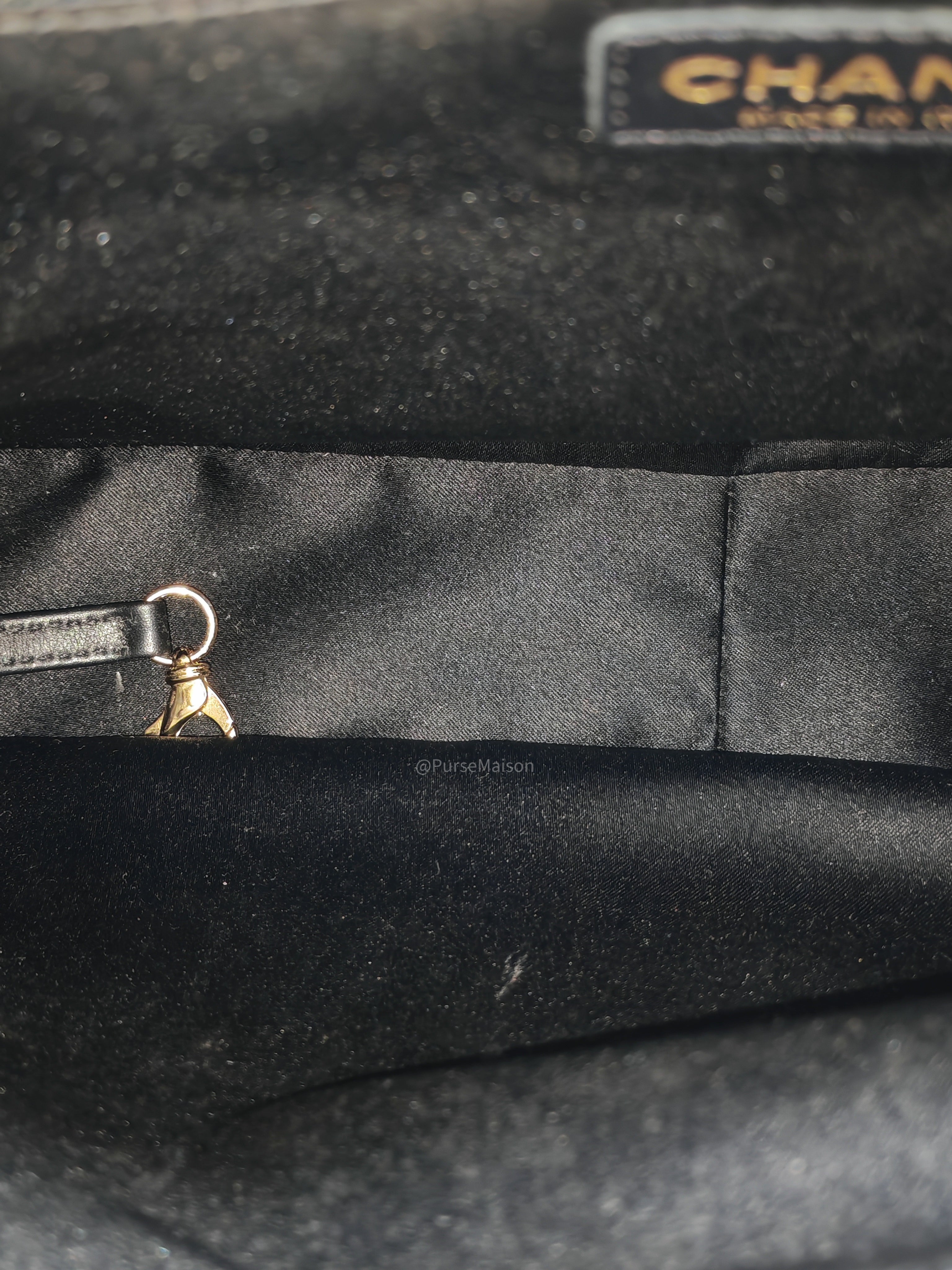 Chanel Grand Shopping Tote Bag (GST) in Black Quilted Caviar Leather Gold Hardware (Series 19****53)