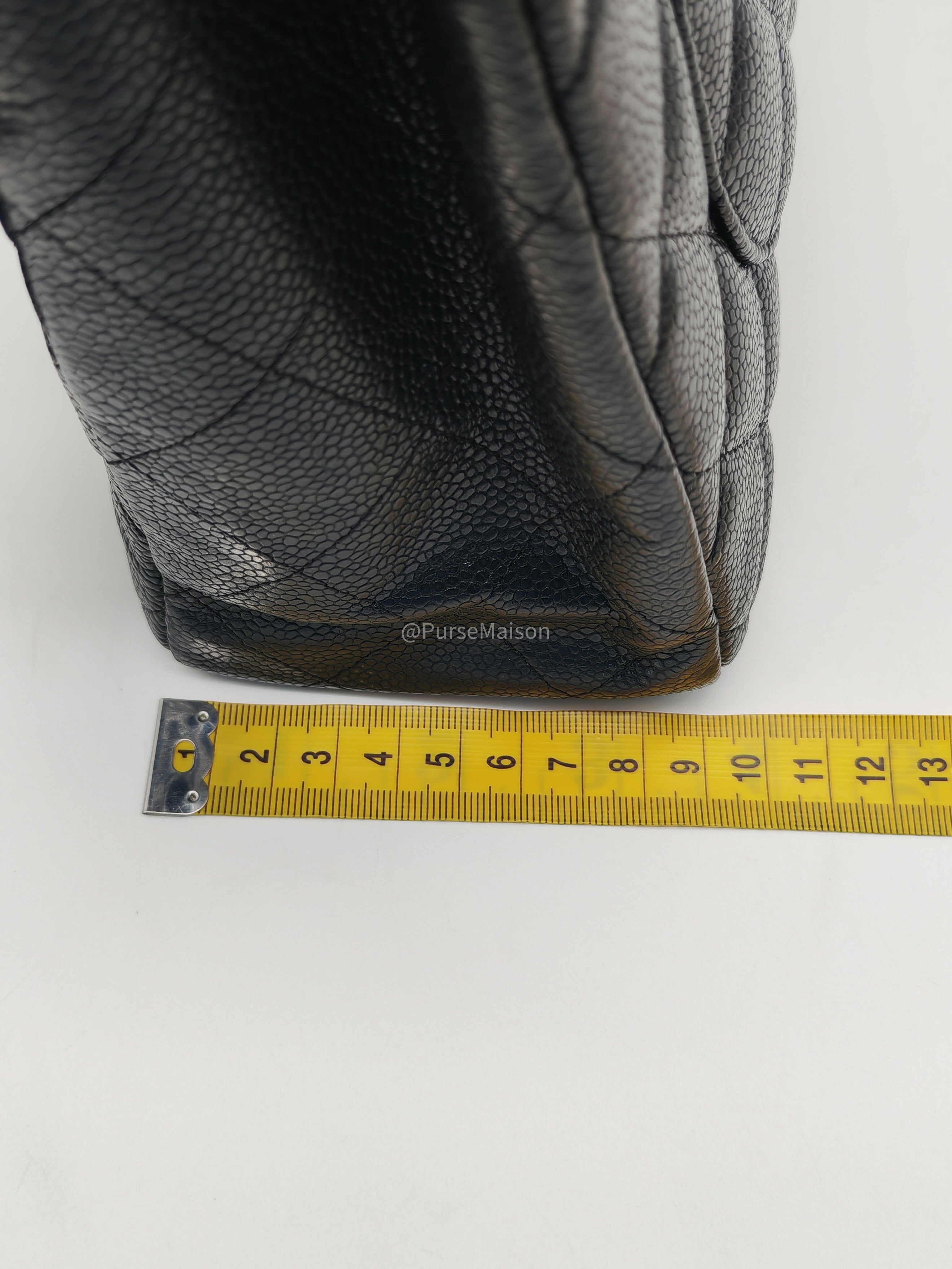 Chanel Classic Doube Flap Jumbo in Black Quilted Caviar Leather and Gold Hardware Series 16