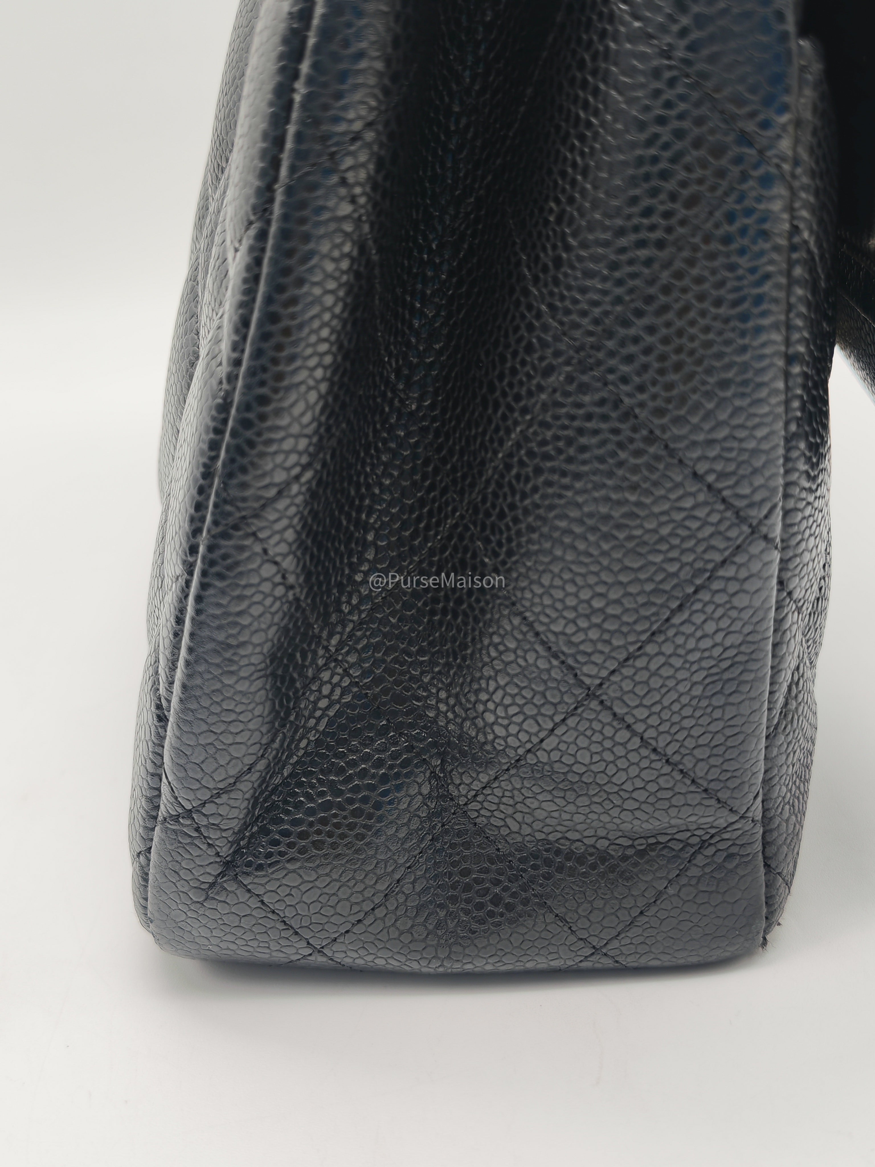 Chanel Classic Doube Flap Jumbo in Black Quilted Caviar Leather and Gold Hardware Series 16