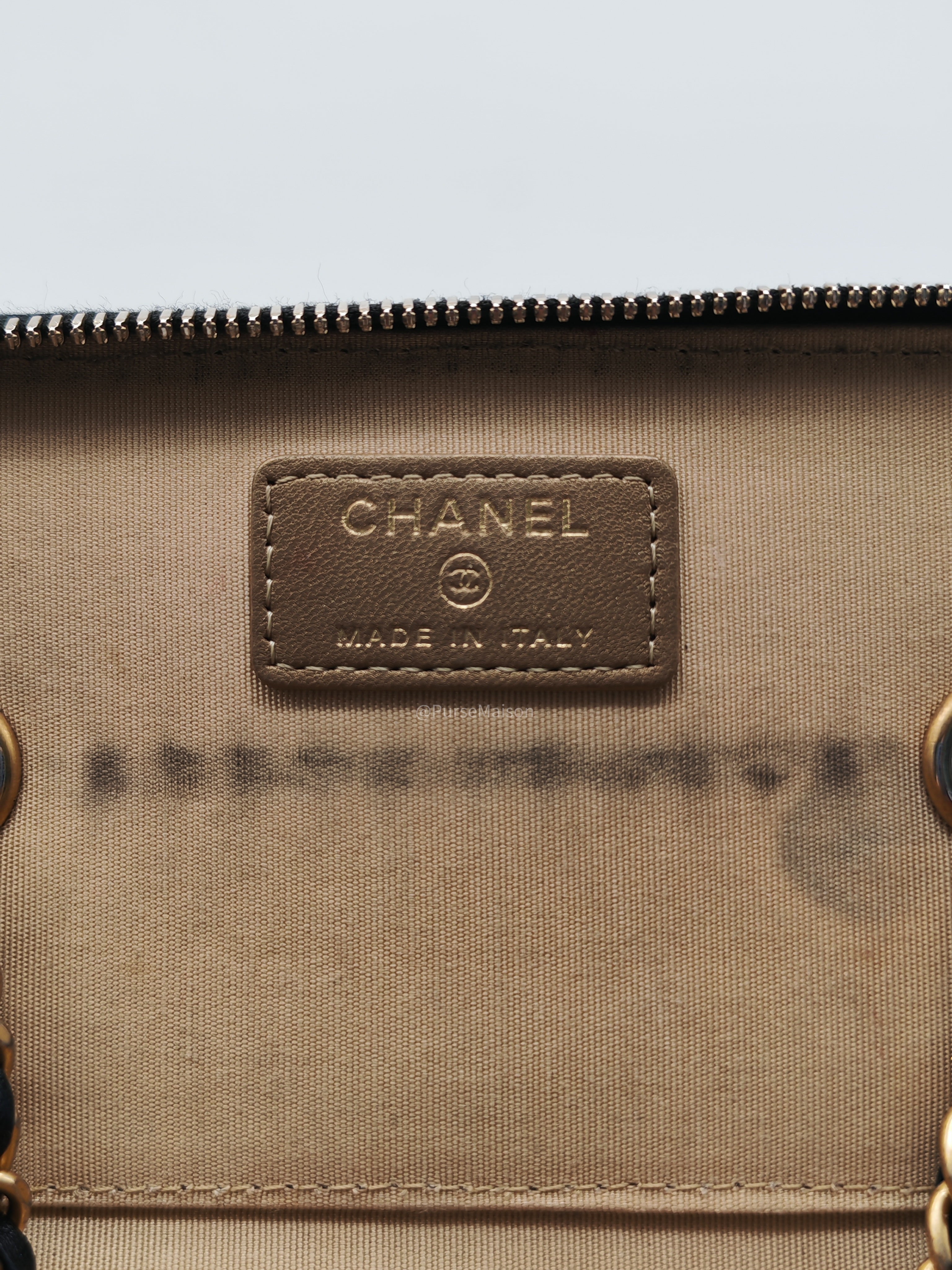 Chanel Pearl Crush Vanity Case Small in Navy Blue Lambskin Leather and Gold Hardware Series 31