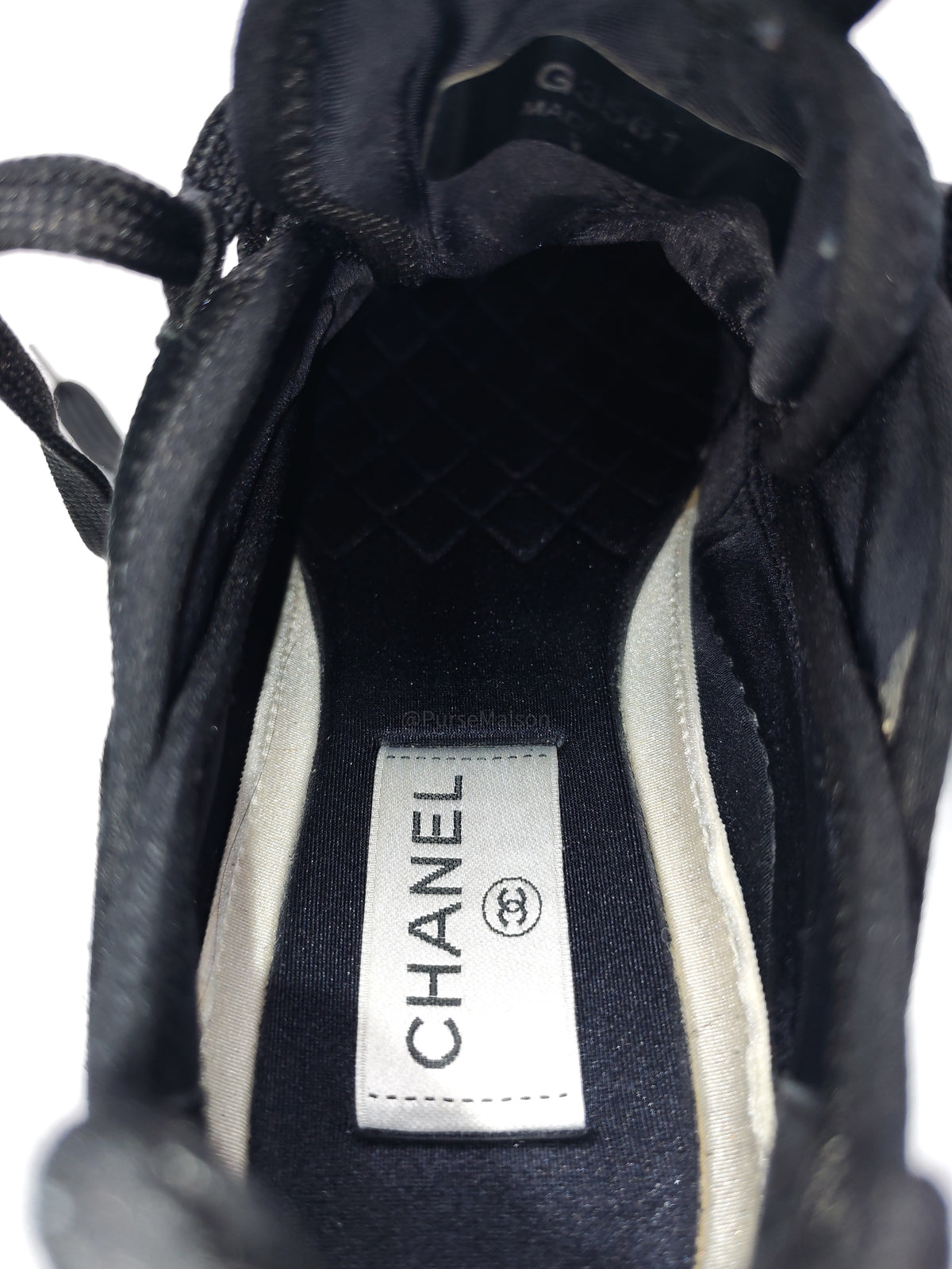 Chanel Velvet Calfskin Mixed Fibers CC Running Sneakers Size 37.5 EU (23.5 cm)