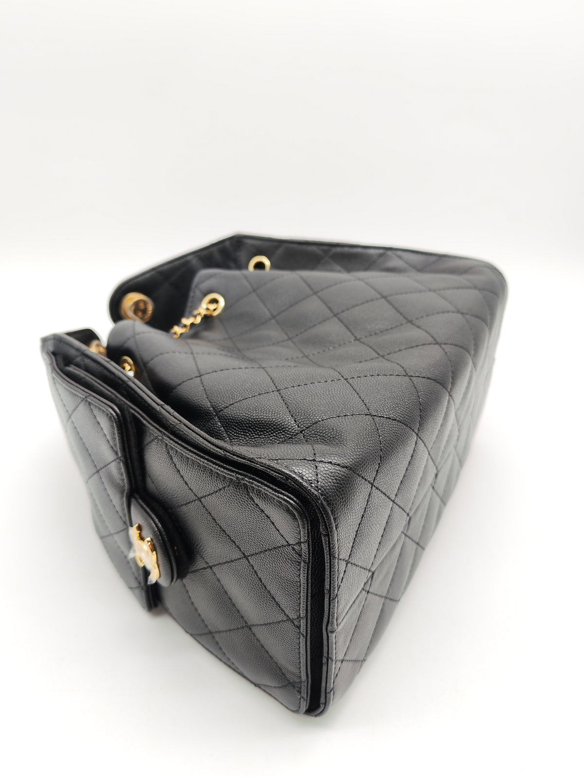 Chanel 25 Hobo Bag Small in Black Caviar Leather Shiny Gold Hardware Microchip (XX****28)