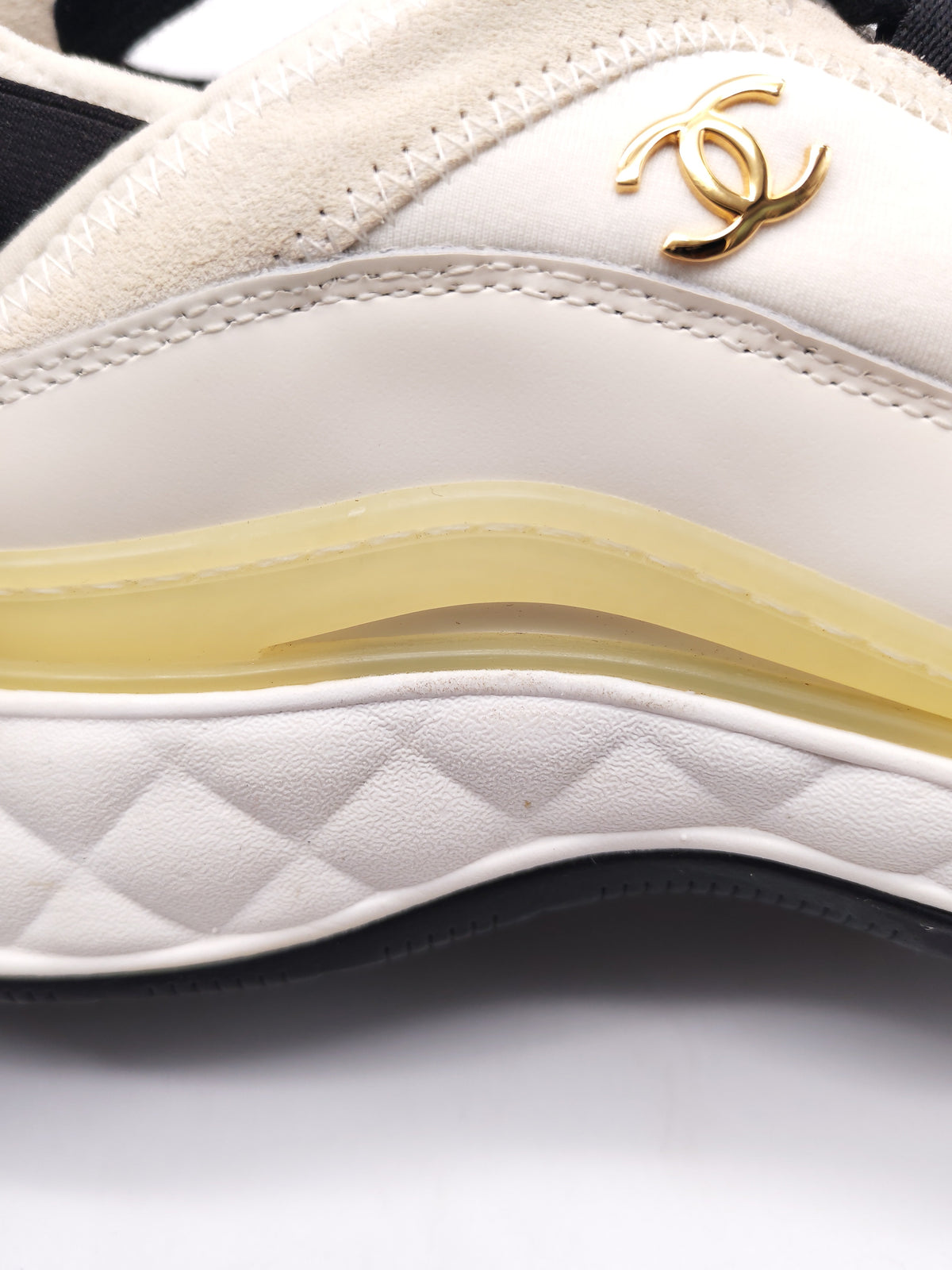 Chanel Velvet Calfskin and Mixed Fibers CC Sneakers Size 39.5 EU (29 cm)