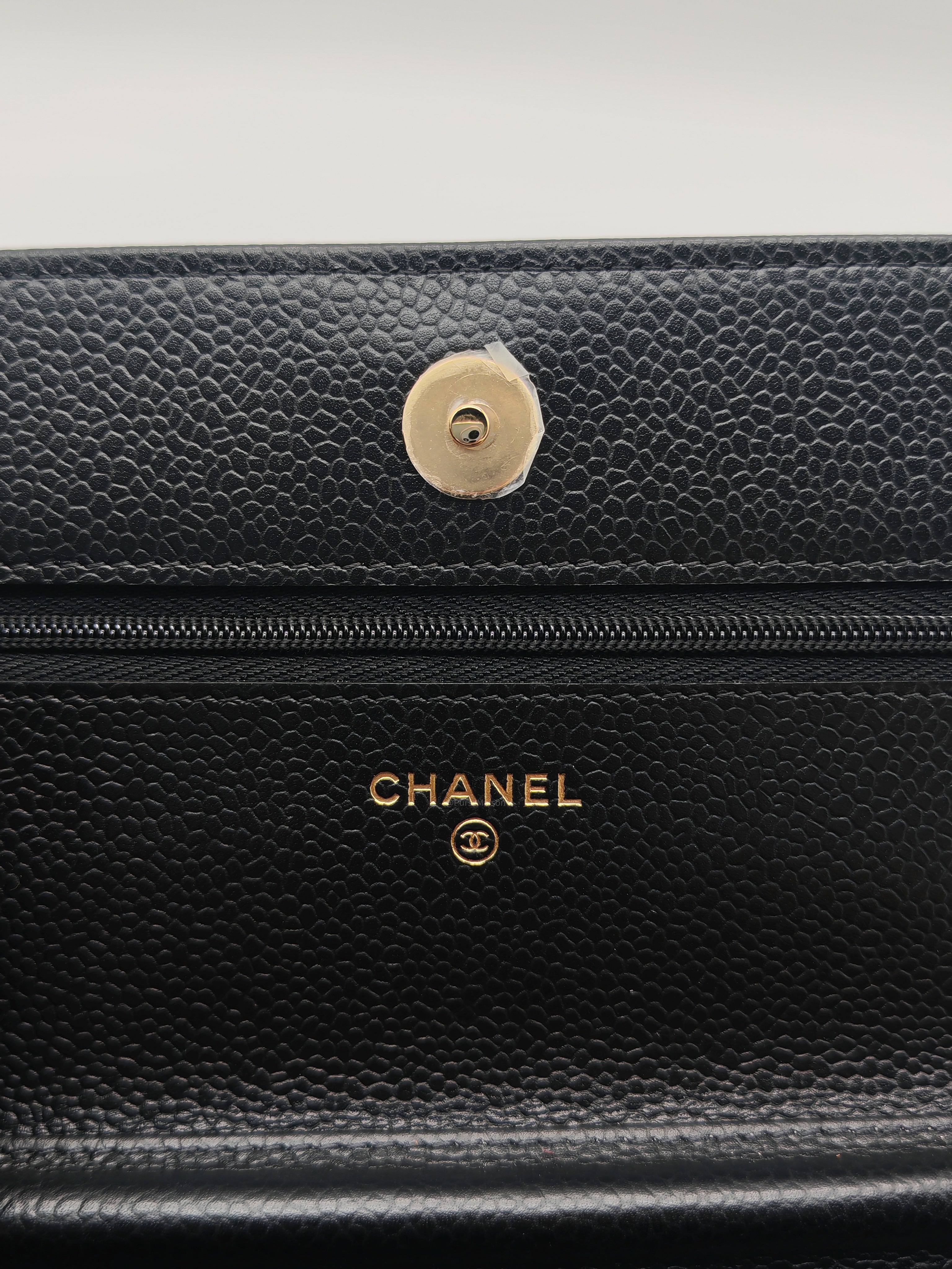 Chanel Classic Wallet on Chain (WOC) in Black Caviar Leather in Gold Hardware Microchip (HK****3L)