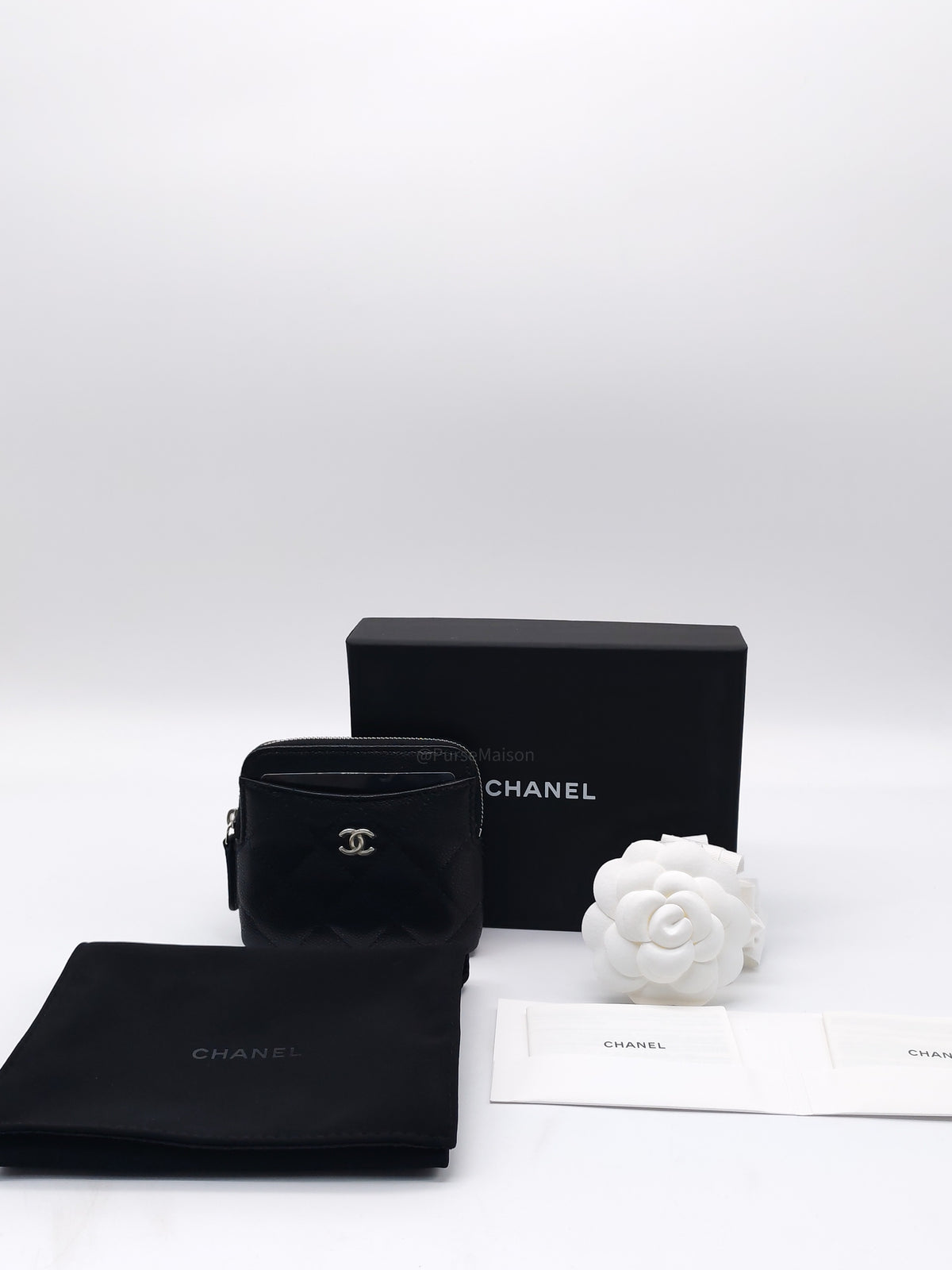 Chanel Zipped Card Holder Medium in Black Caviar Leather Light Gold (Microchip)