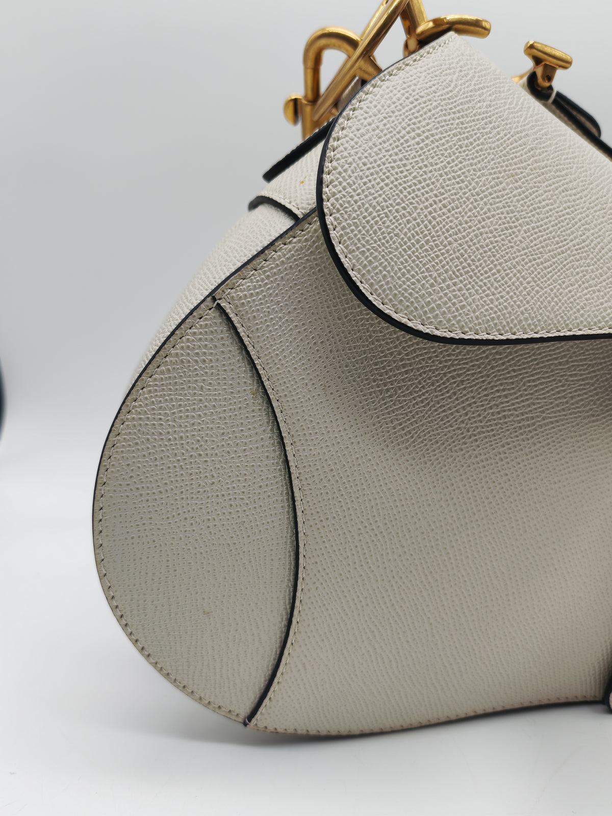 Christian Dior Saddle Bag Medium in White Grained Calfskin Leather and Aged Gold Hardware