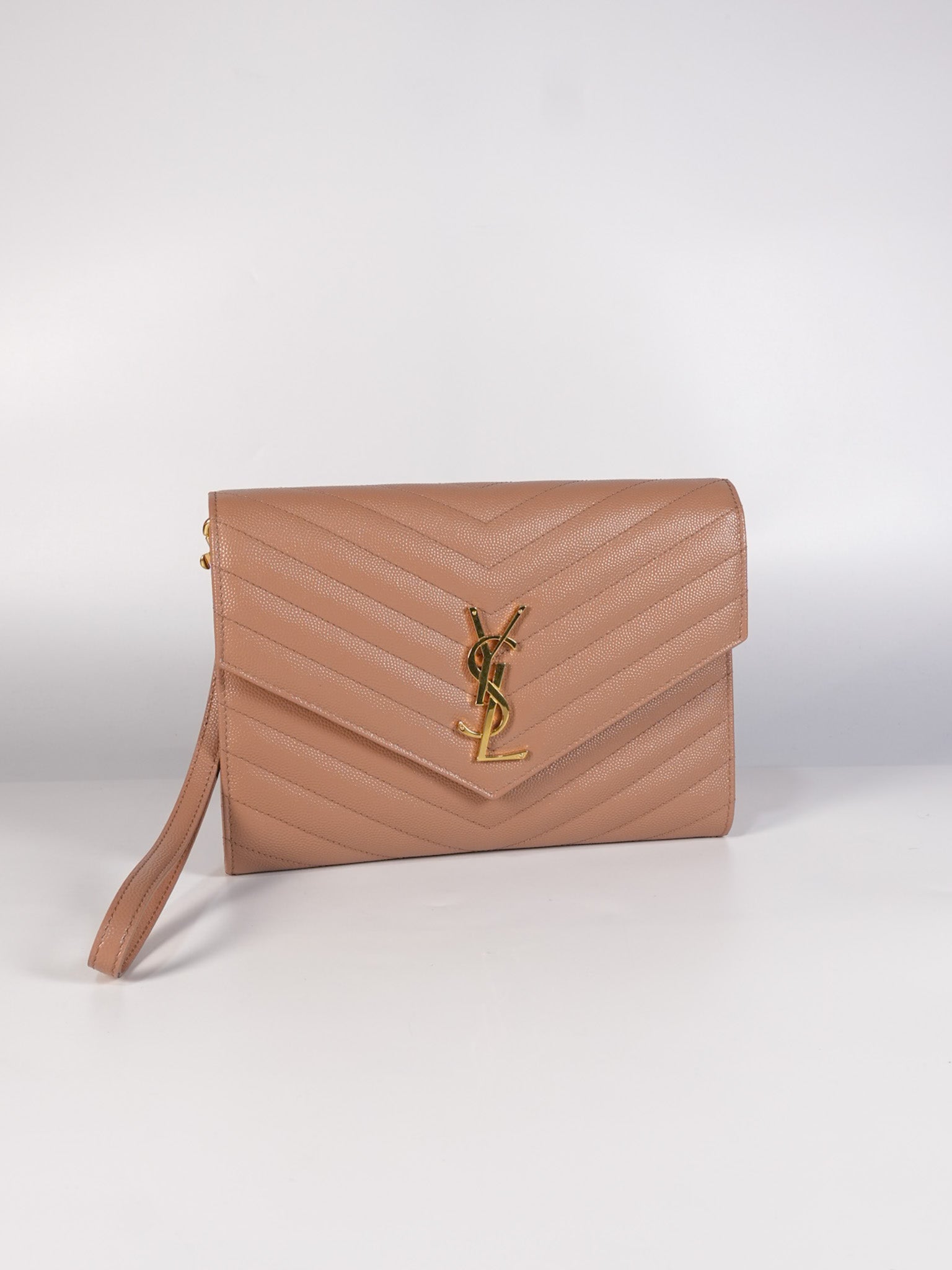 Envelope Clutch Bag in Beige Grain De Poudre Leather & Gold Hardware