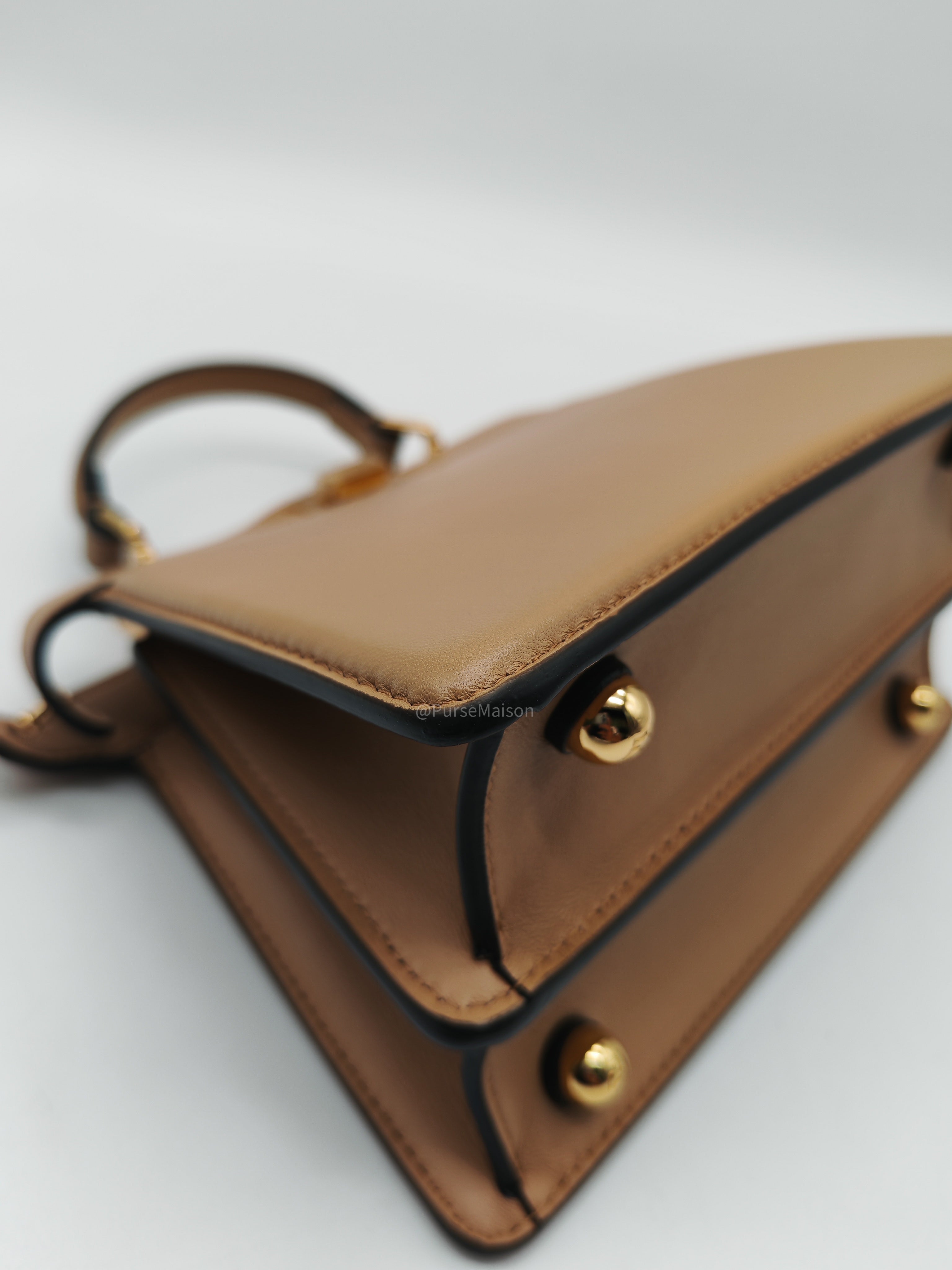 Fendi Peekaboo ISeeU Bag in Dark Beige Calfskin Leather and Gold Hardware